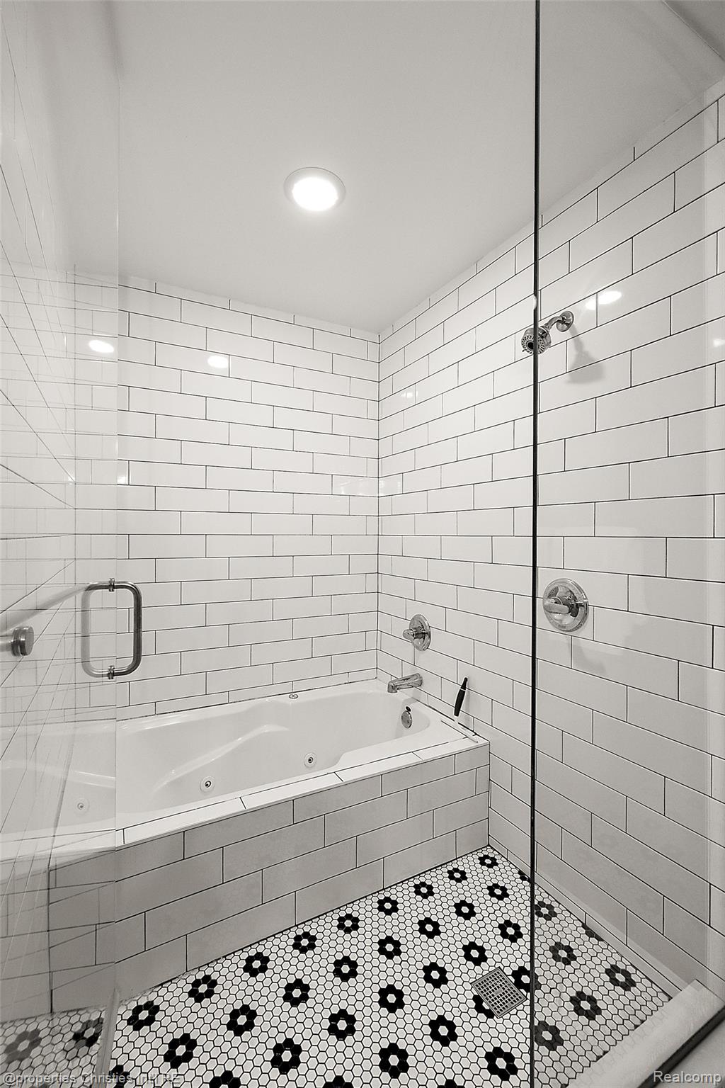 112 Watson Street 24 Property Photo 23