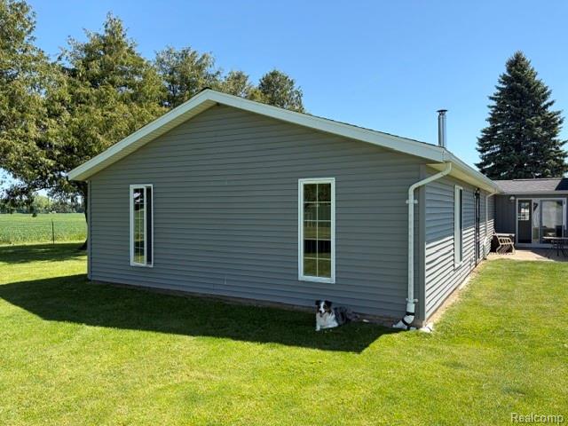 4815 Loree Road Property Photo 6