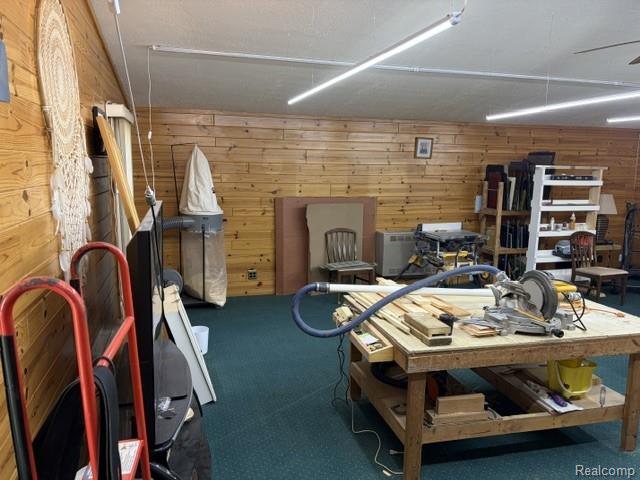 4815 Loree Road Property Photo 40
