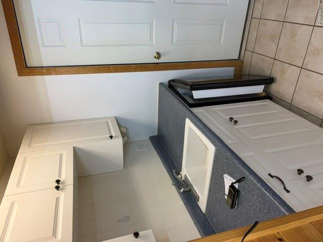 4815 Loree Road Property Photo 43