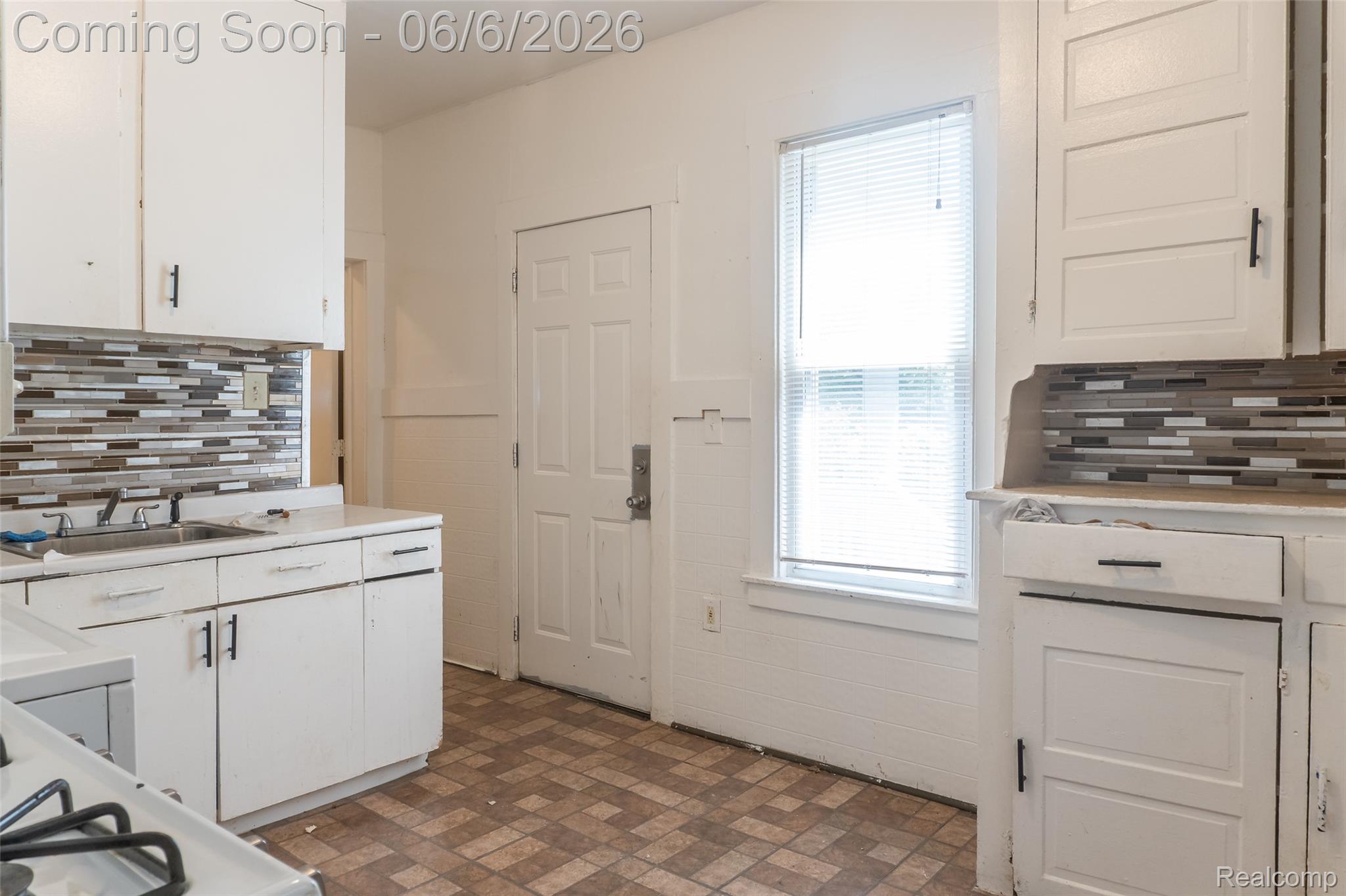 207 Richter Street Property Photo 14