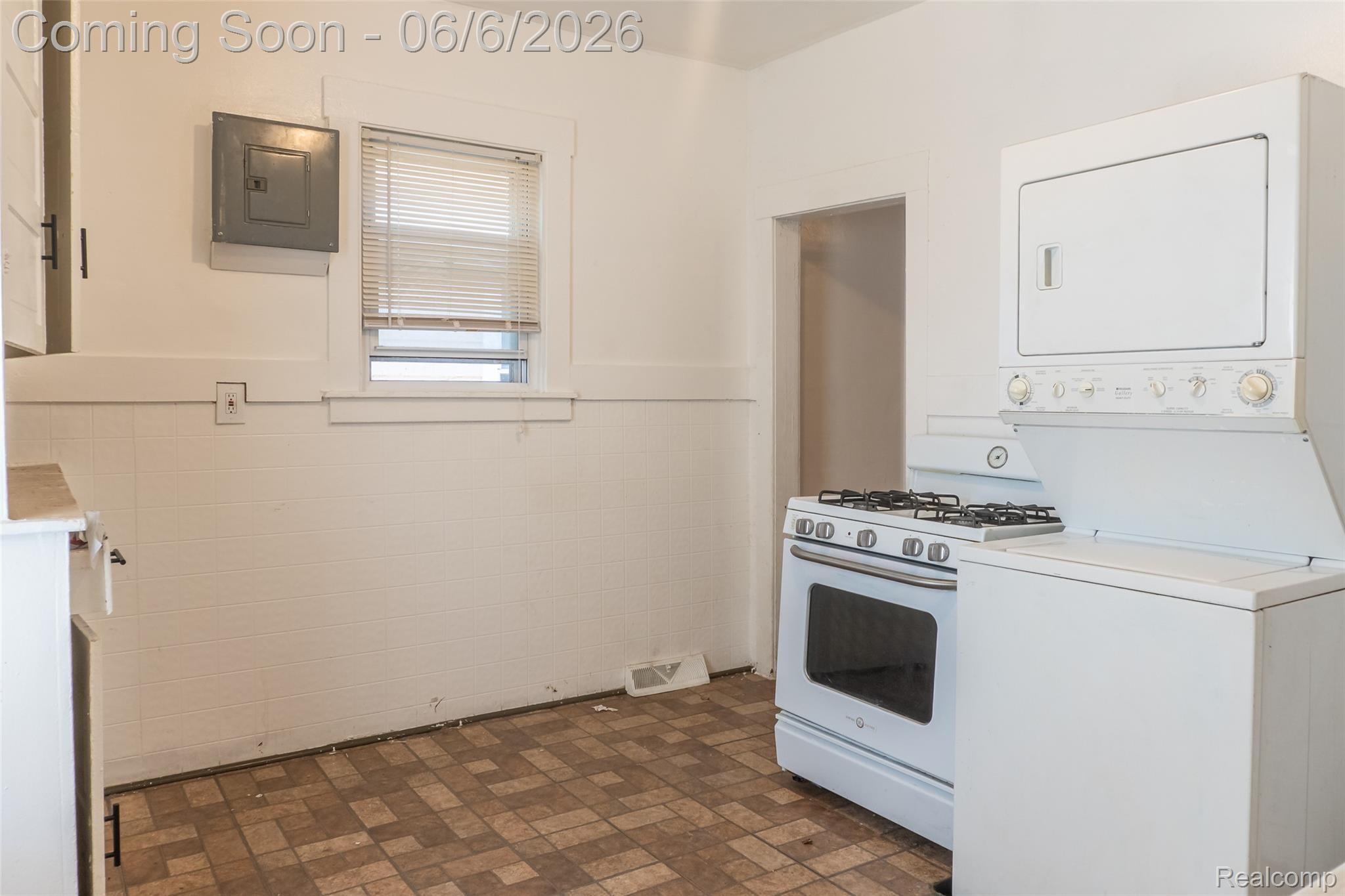 207 Richter Street Property Photo 16