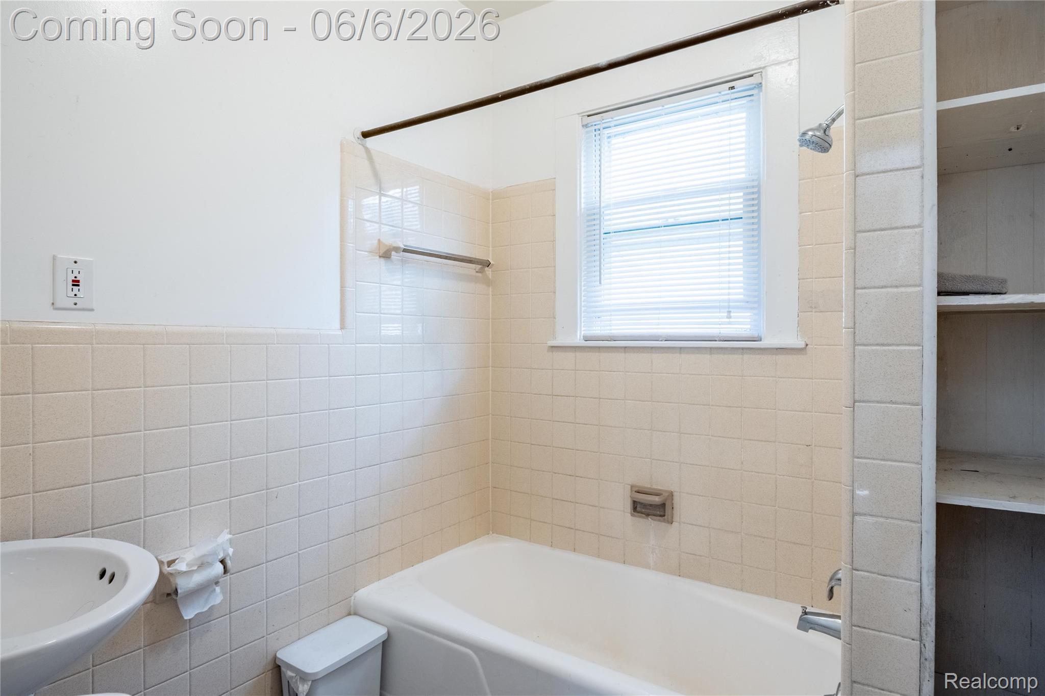 207 Richter Street Property Photo 21