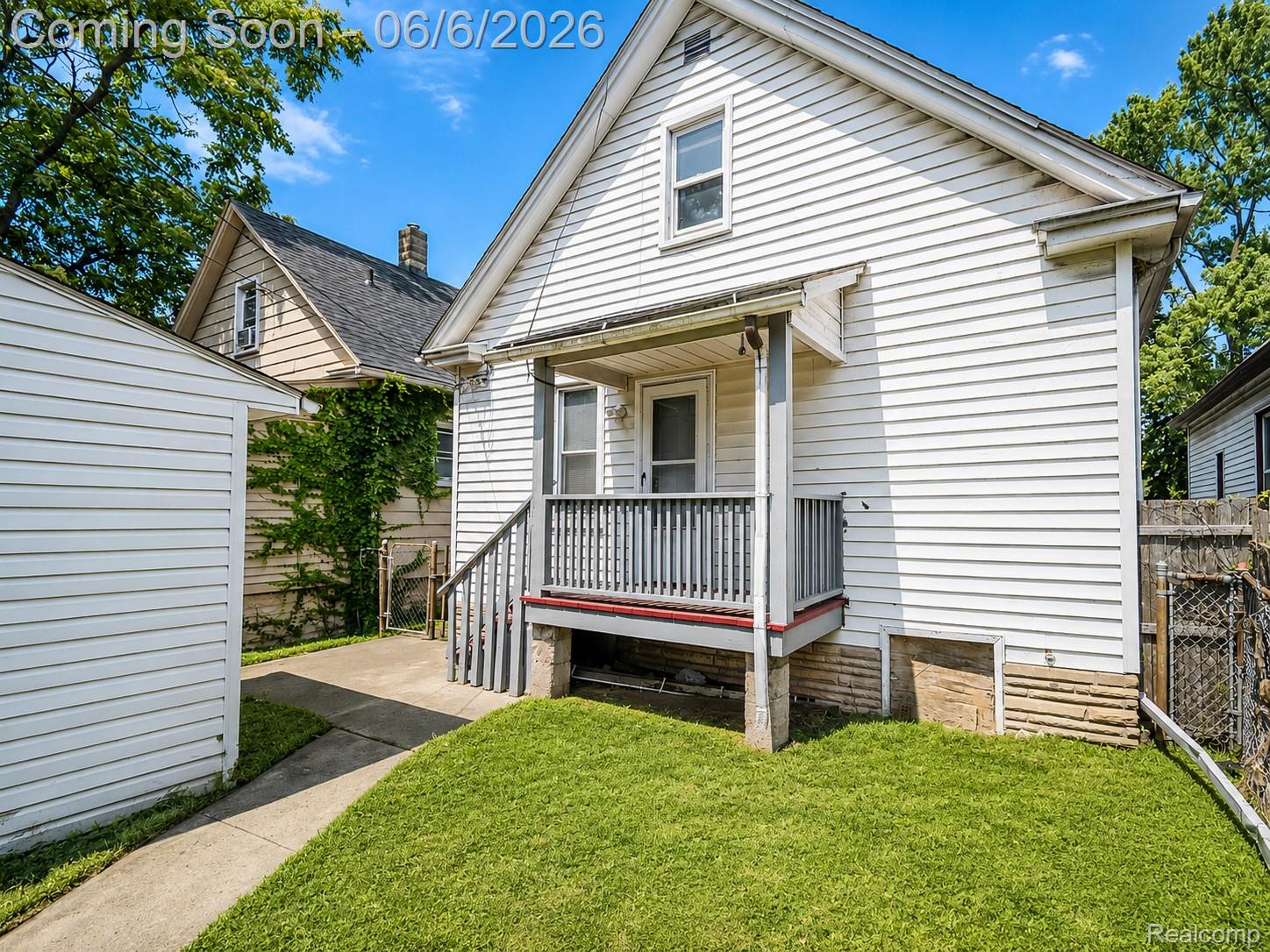 207 Richter Street Property Photo 35