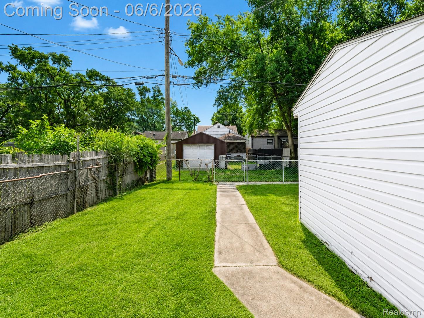 207 Richter Street Property Photo 36