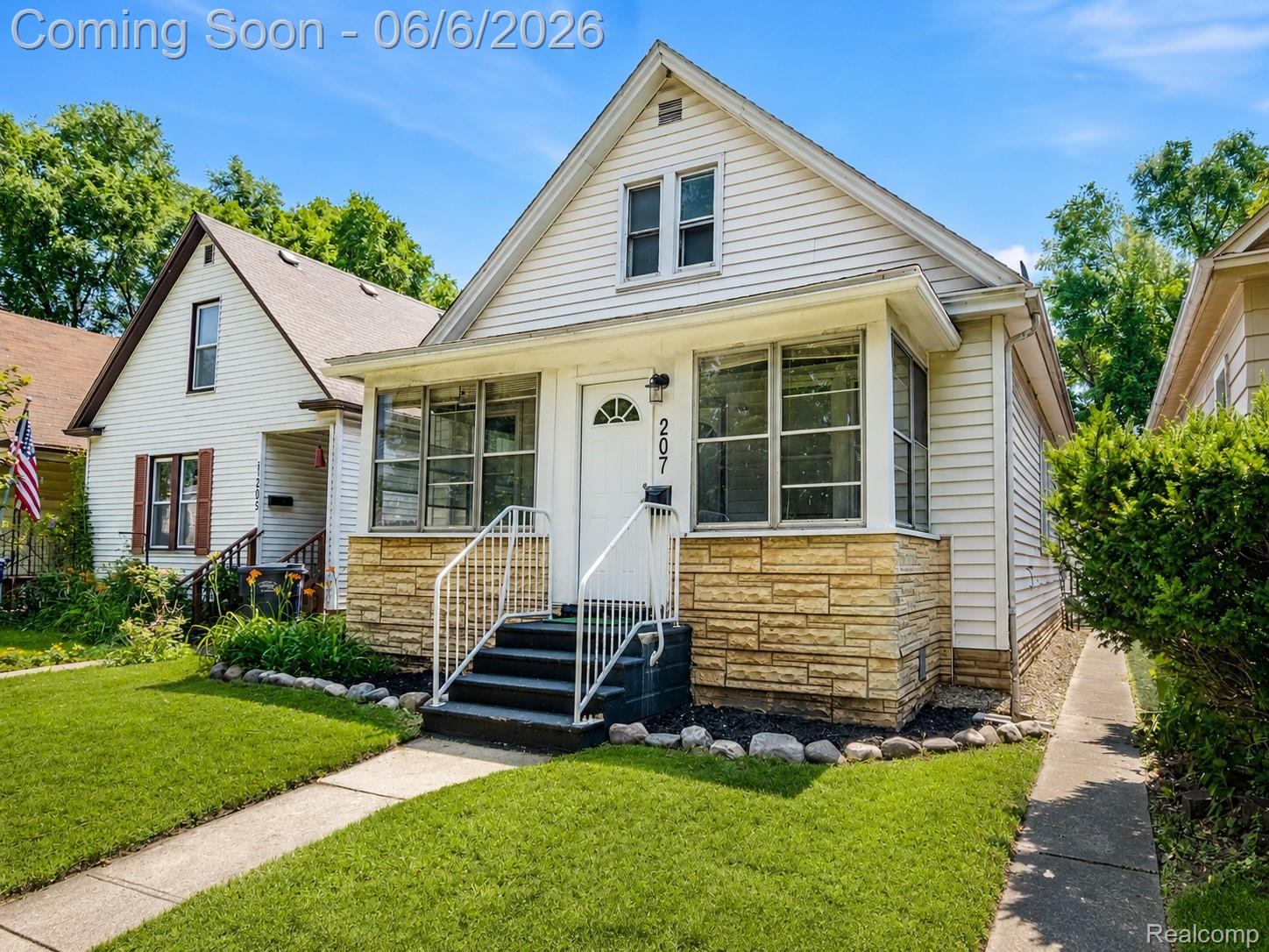 207 Richter Street Property Photo 39