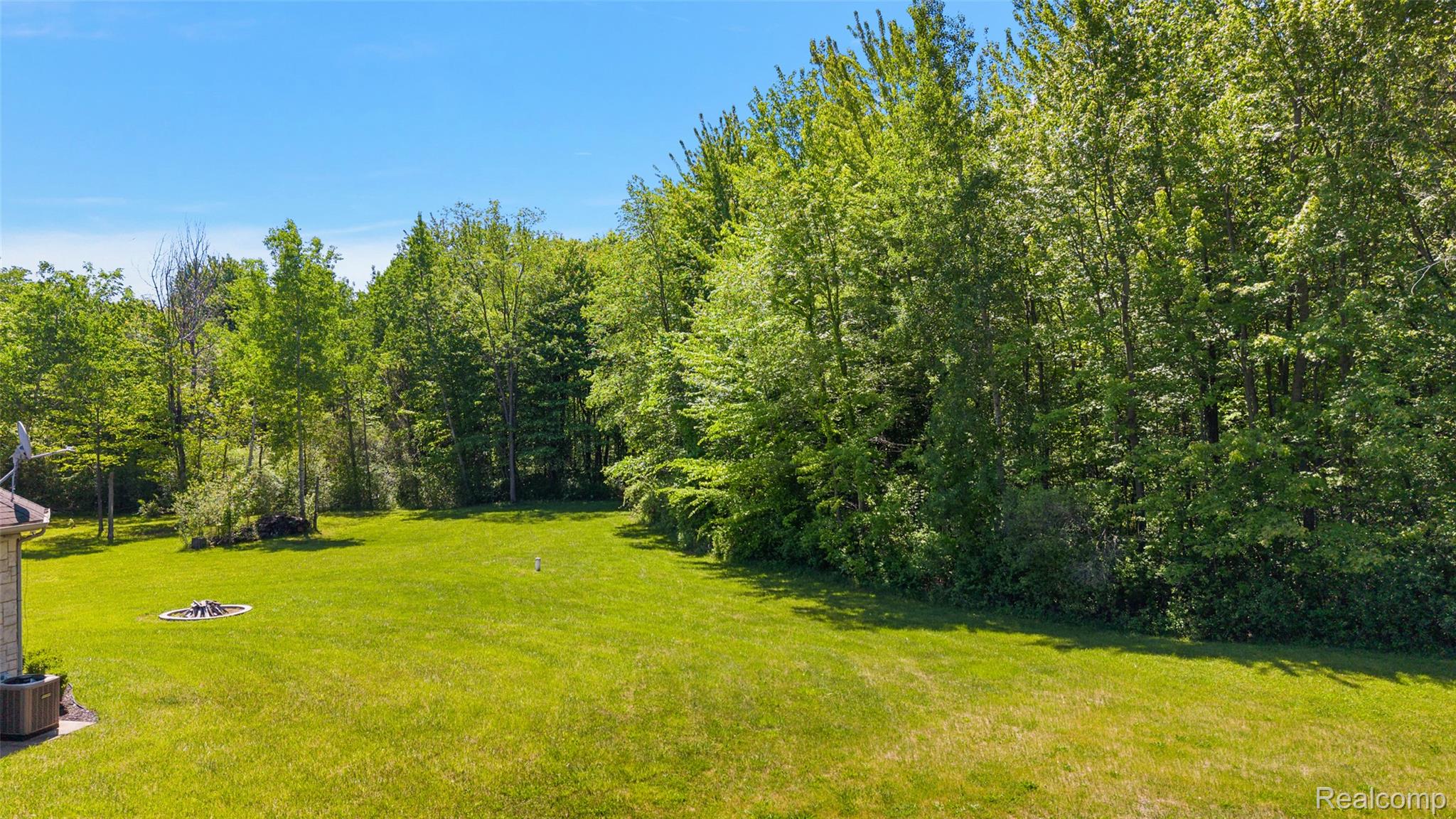 62502 Wayfaring Road Property Photo 15