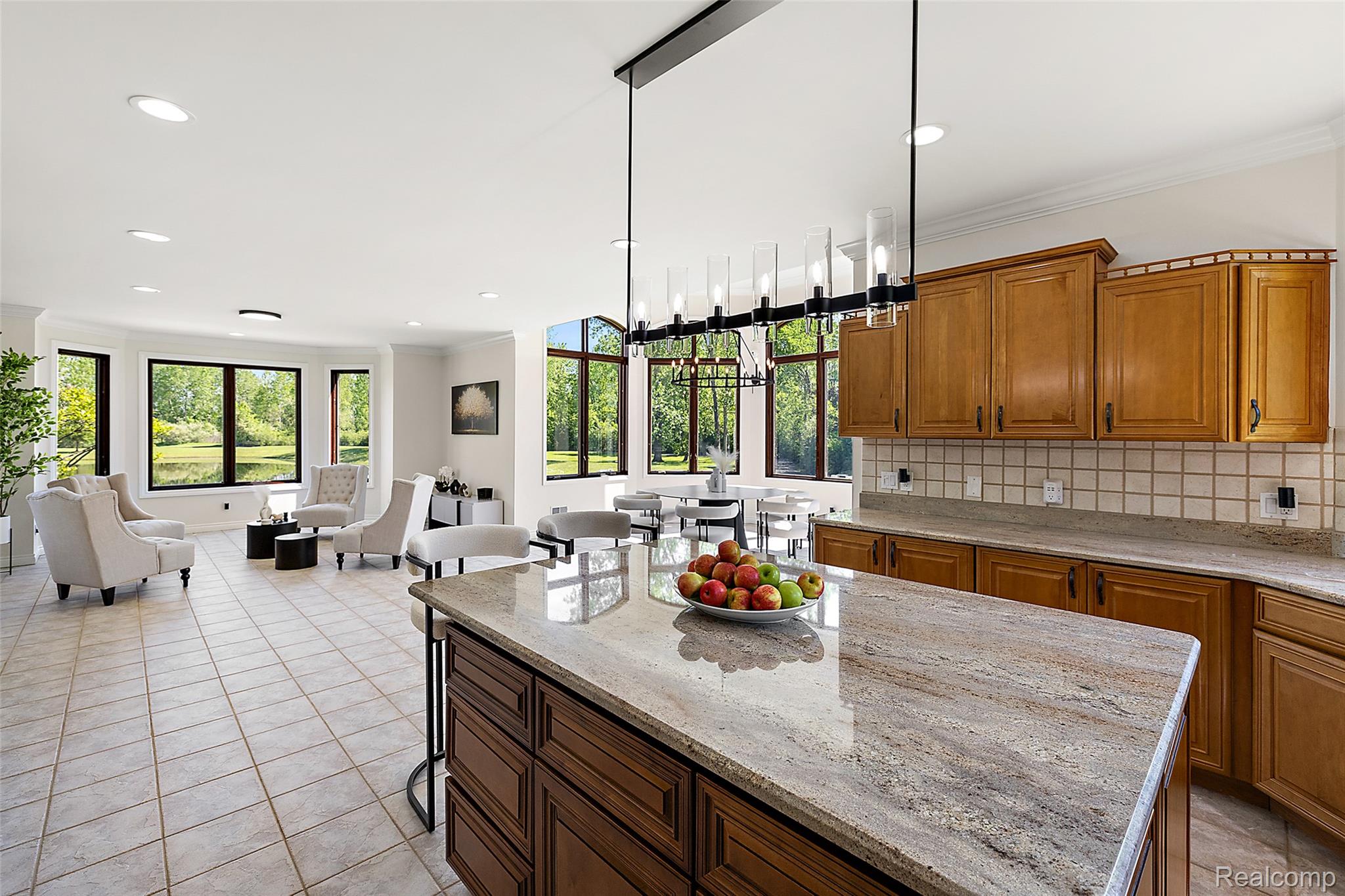 62502 Wayfaring Road Property Photo 48