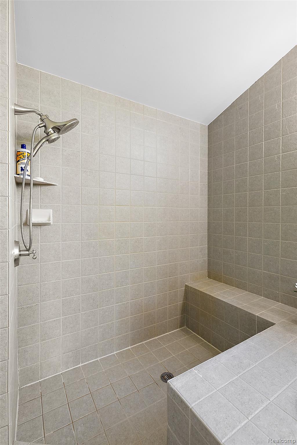 62502 Wayfaring Road Property Photo 74