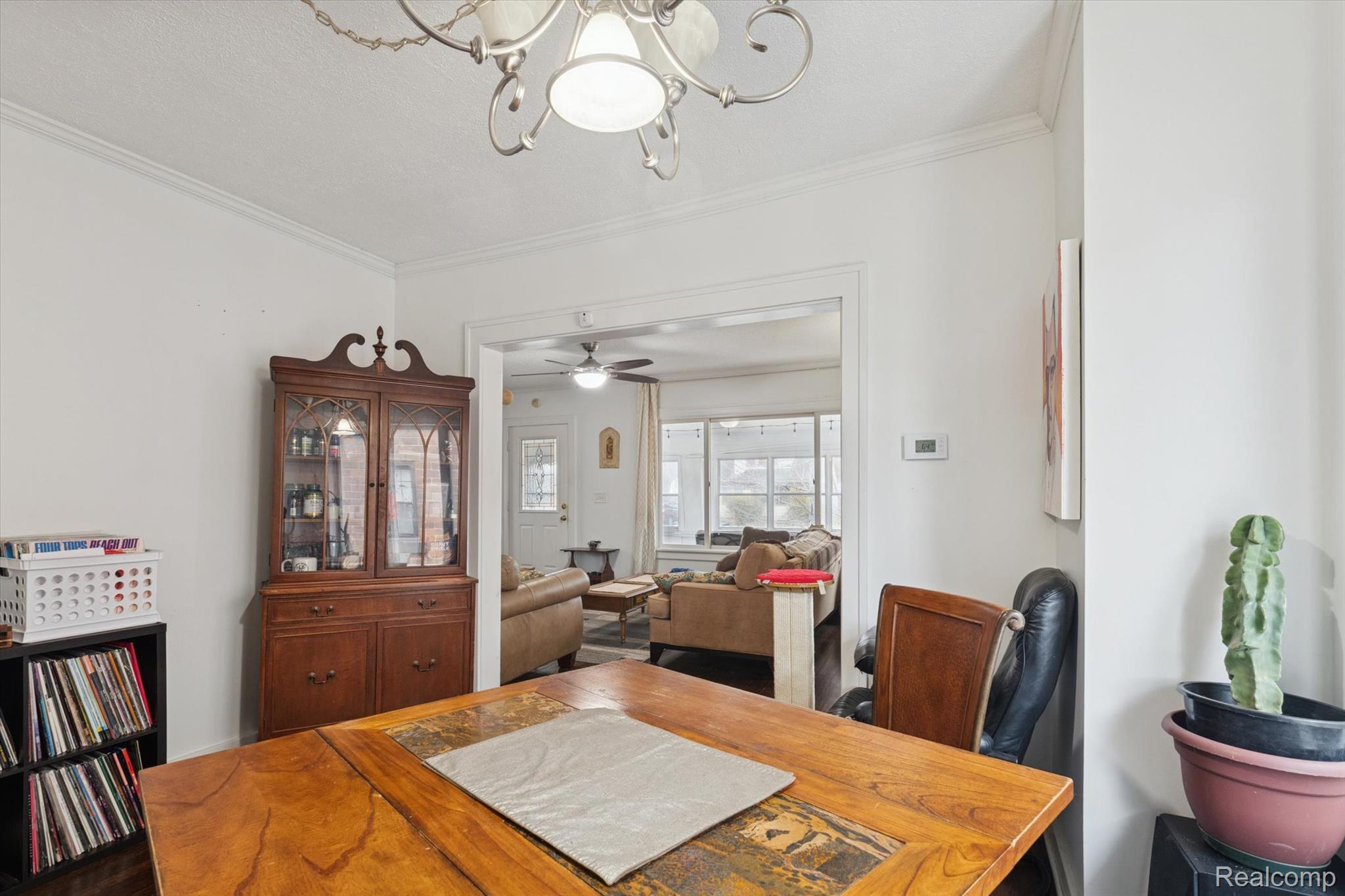 265 E Lewiston Avenue Property Photo 15