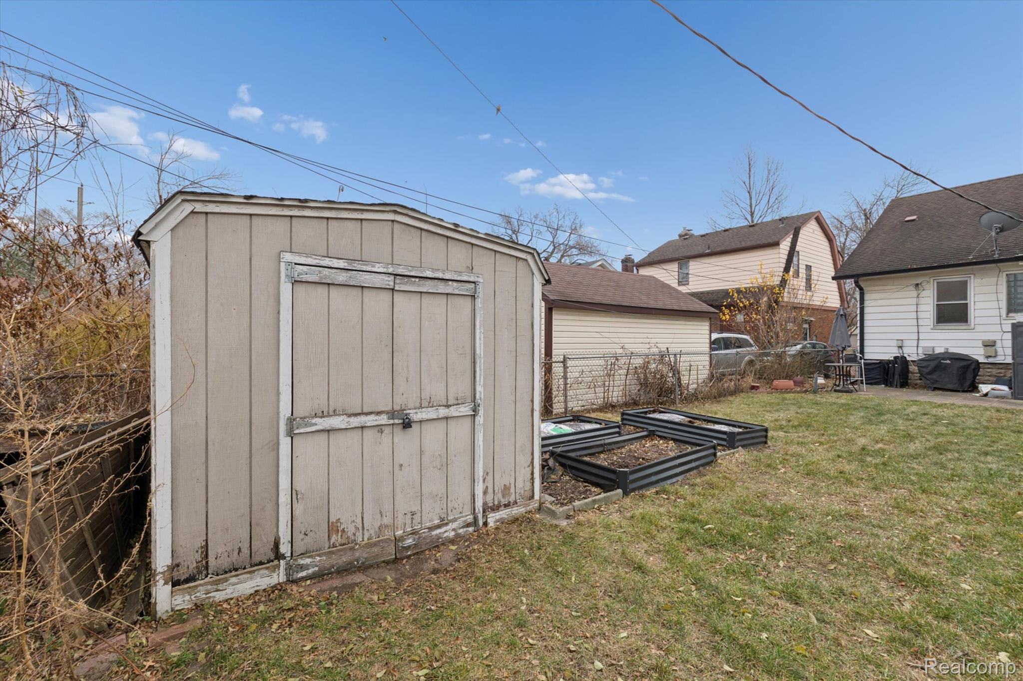 265 E Lewiston Avenue Property Photo 41