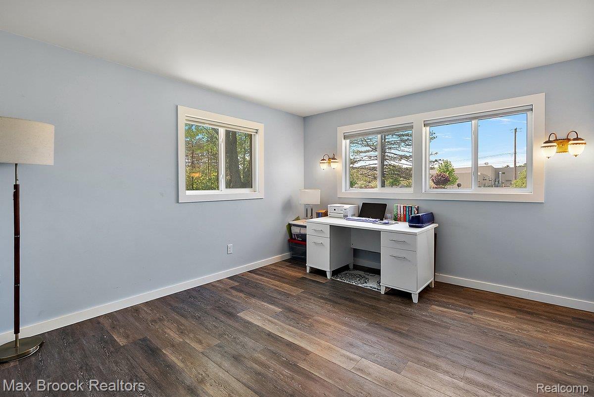 8580 Silver Creek Road Property Photo 21