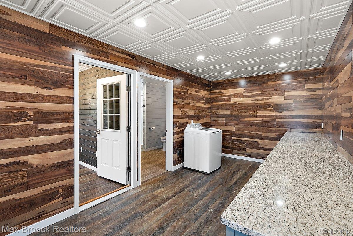 8580 Silver Creek Road Property Photo 36