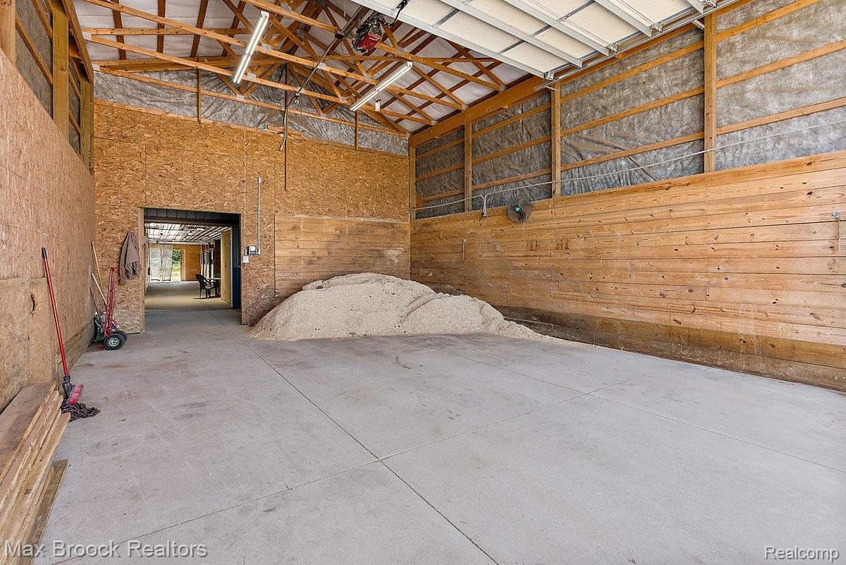8580 Silver Creek Road Property Photo 49