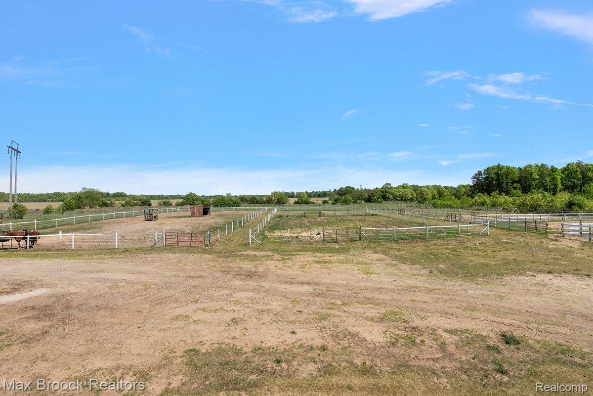 8580 Silver Creek Road Property Photo 56