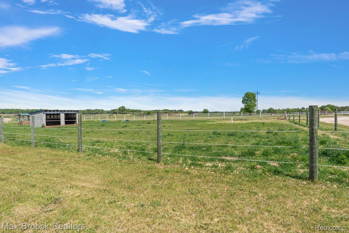 8580 Silver Creek Road Property Photo 57