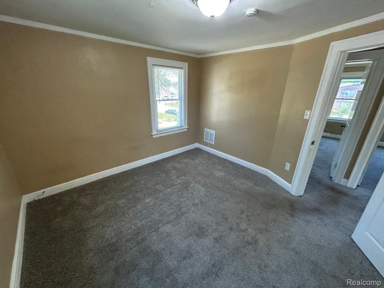 19603 Goddard Street Property Photo 3