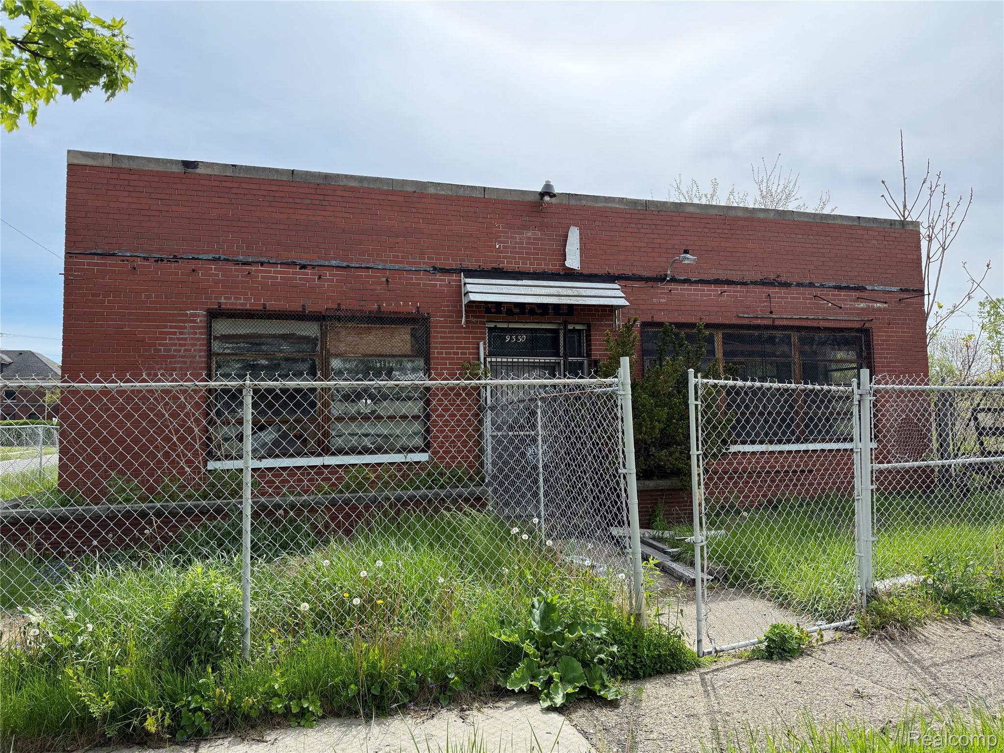 9330 Milner Street Property Photo 1