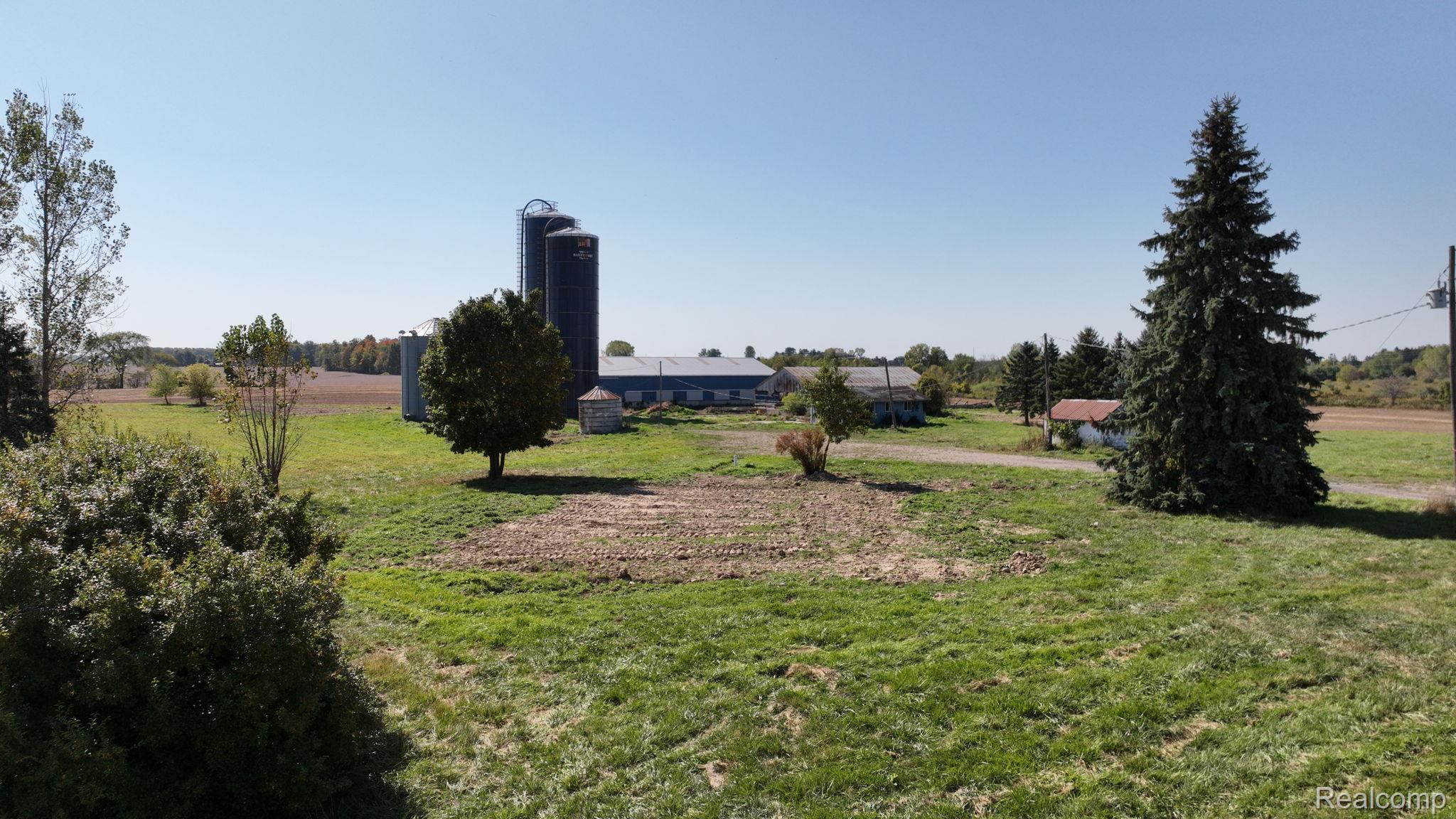 5176 Aitken Road Property Photo 11