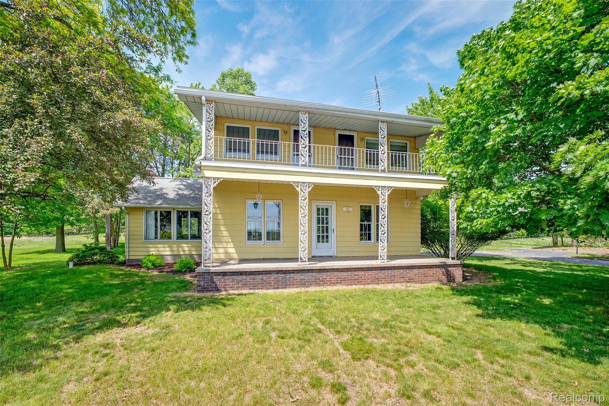 607 E King Street Property Photo 1