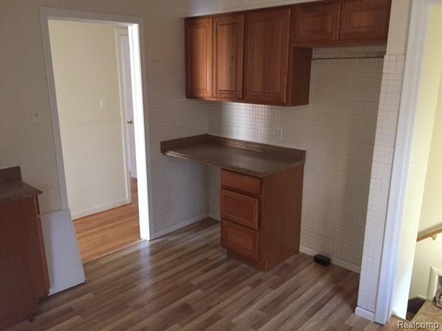 9554 Hazelton Property Photo 10