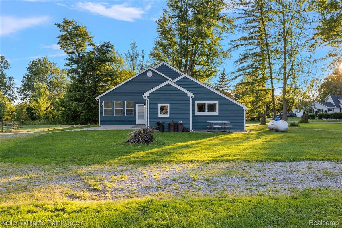 54230 Card Road Property Photo 6