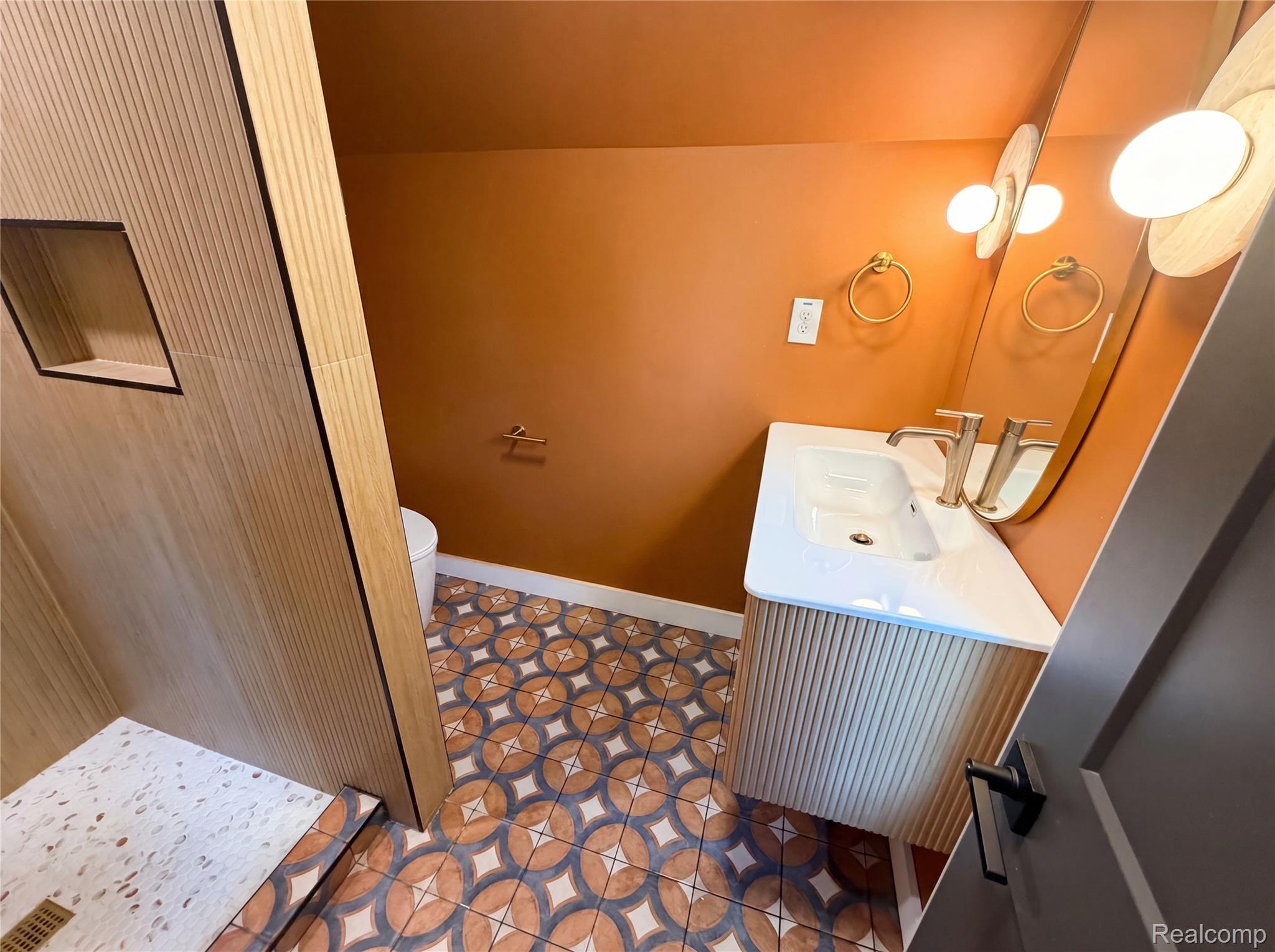 492 Algene Street Property Photo 12