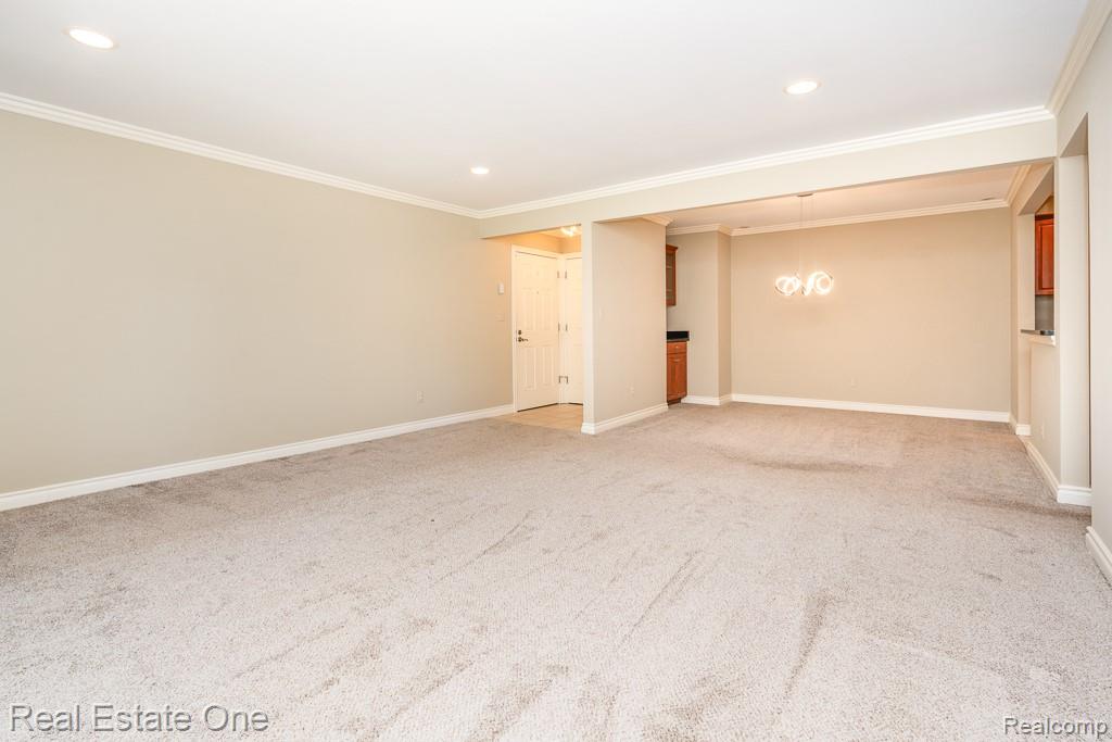 1113 N Old Woodward Avenue 38 Property Photo 6