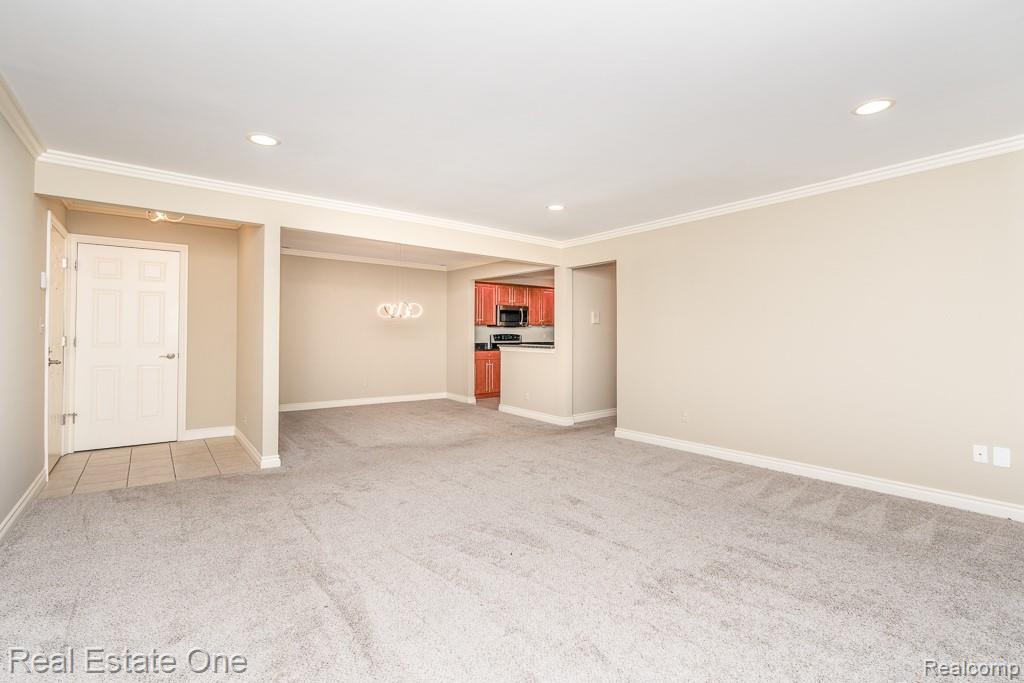 1113 N Old Woodward Avenue 38 Property Photo 7