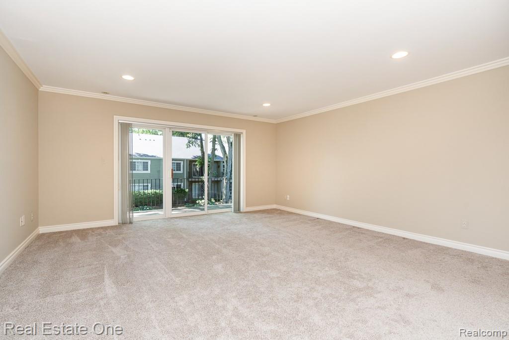 1113 N Old Woodward Avenue 38 Property Photo 8