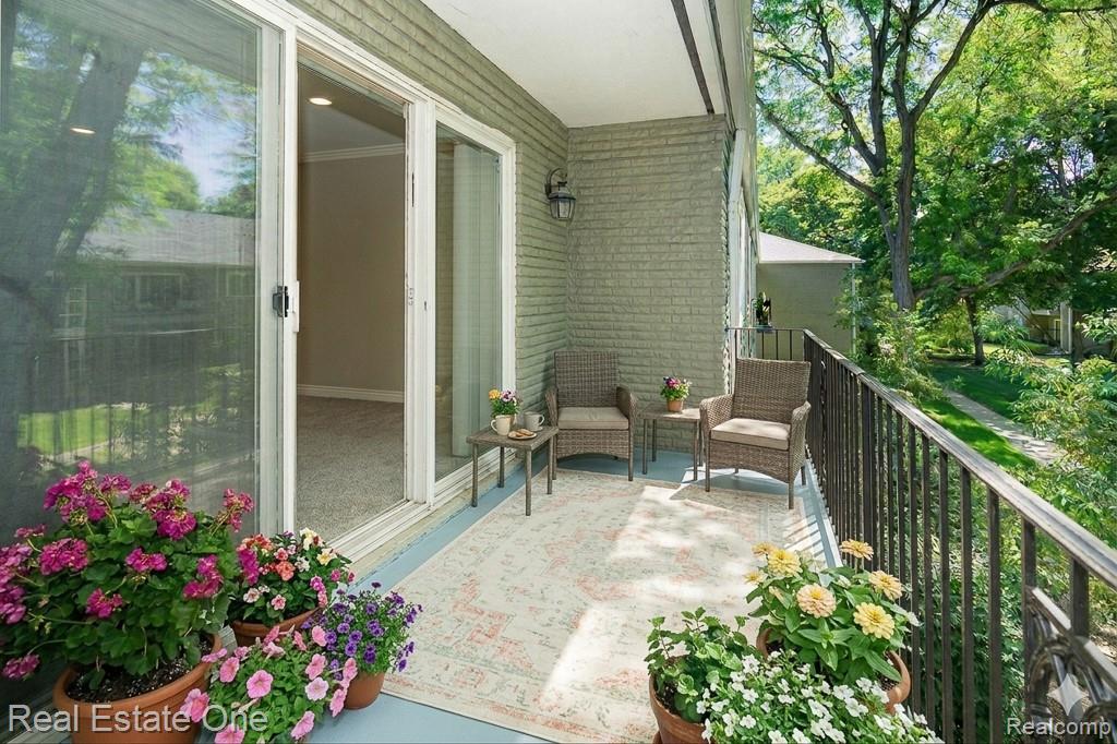 1113 N Old Woodward Avenue 38 Property Photo 10