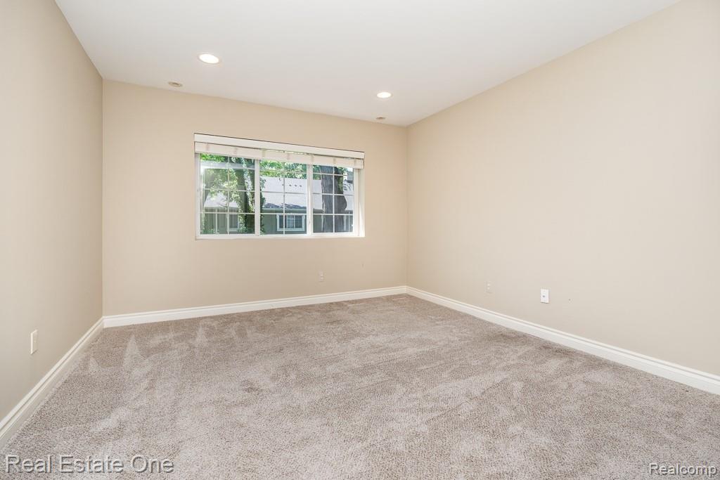 1113 N Old Woodward Avenue 38 Property Photo 18