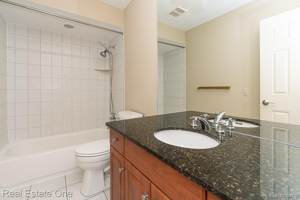1113 N Old Woodward Avenue 38 Property Photo 20