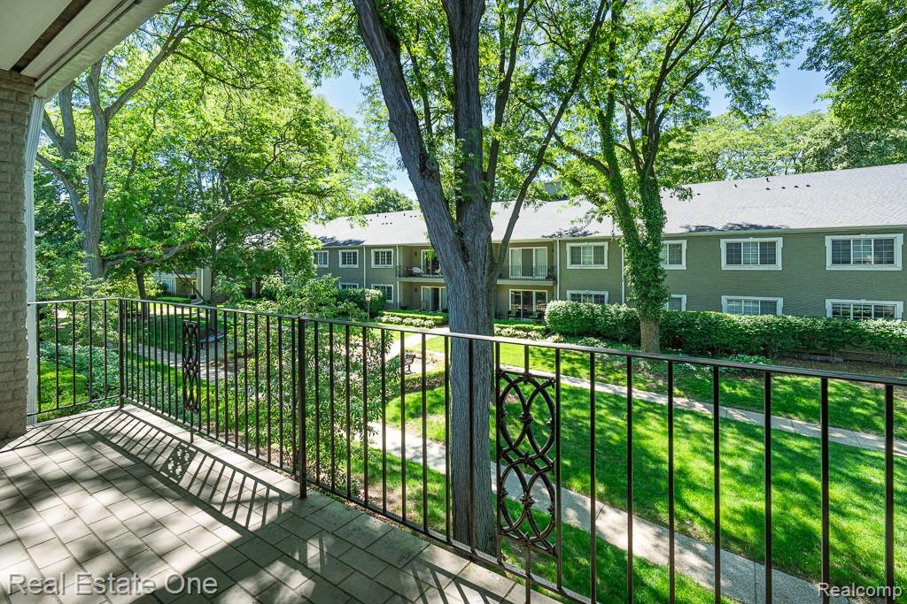 1113 N Old Woodward Avenue 38 Property Photo 23