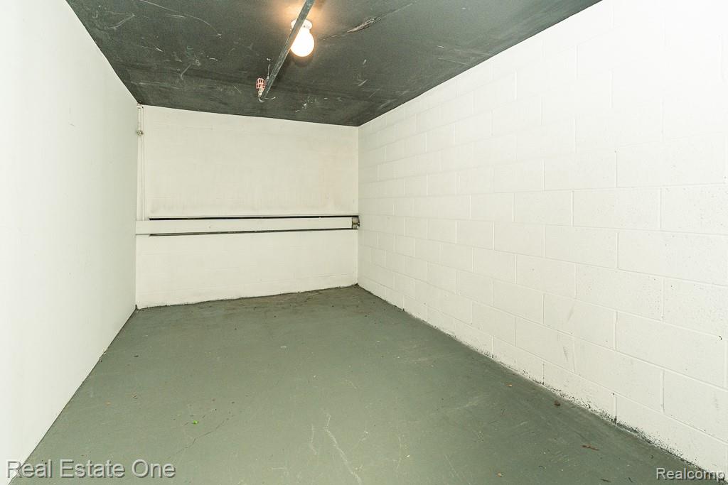 1113 N Old Woodward Avenue 38 Property Photo 26