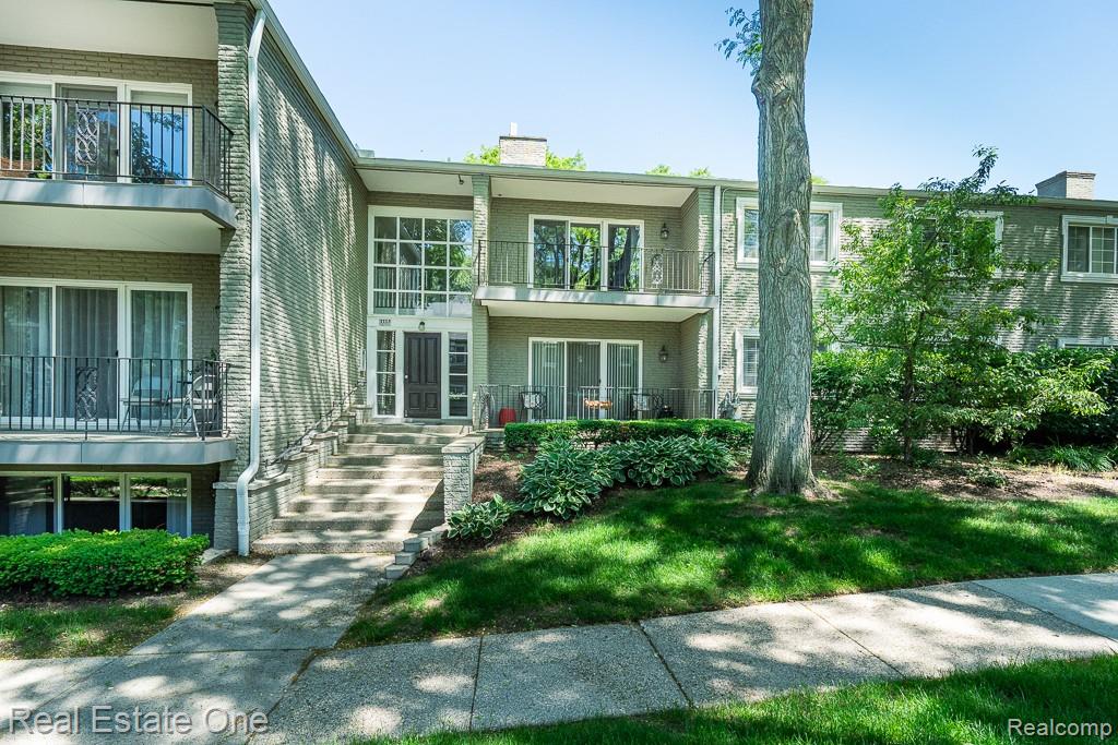 1113 N Old Woodward Avenue 38 Property Photo 27