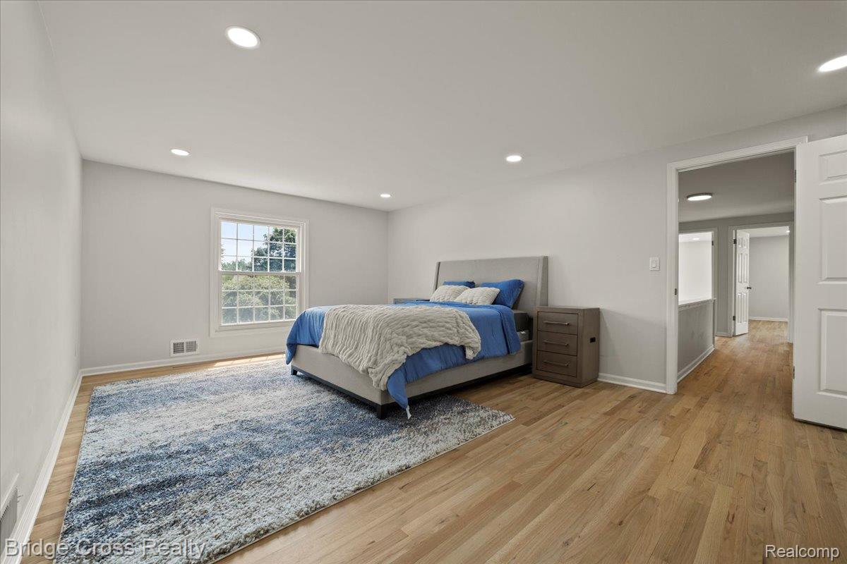 655 S Spinningwheel Lane Property Photo 22