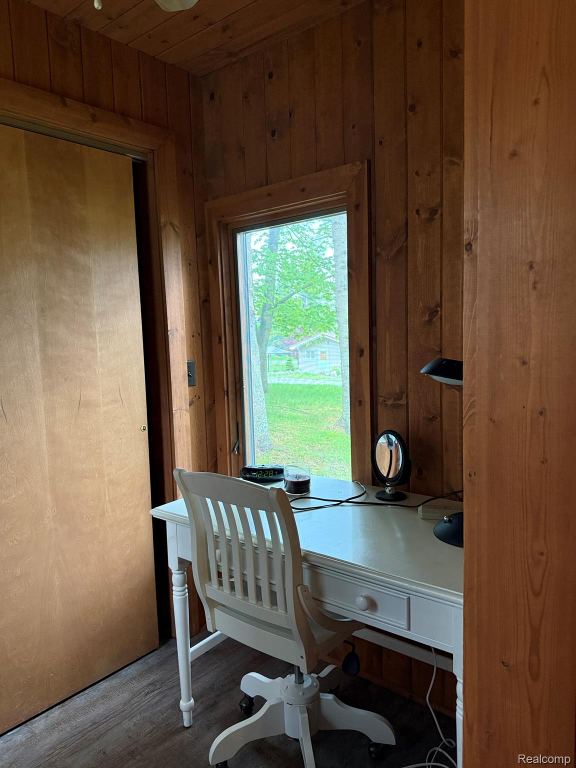 4348 N Shrew Road Property Photo 9