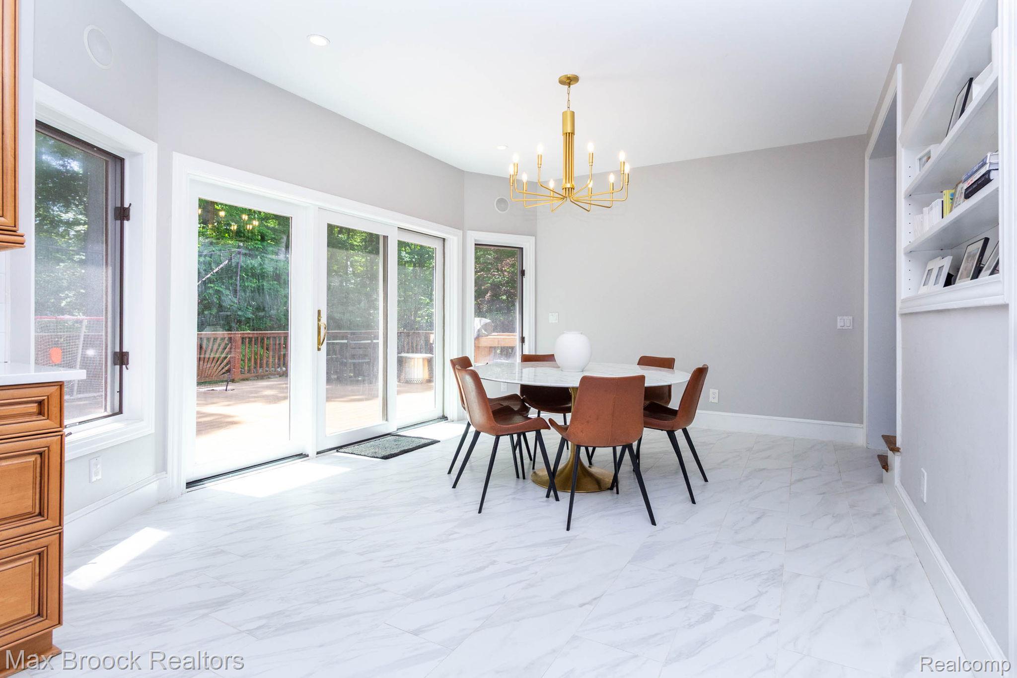 6604 College Park Drive Property Photo 28