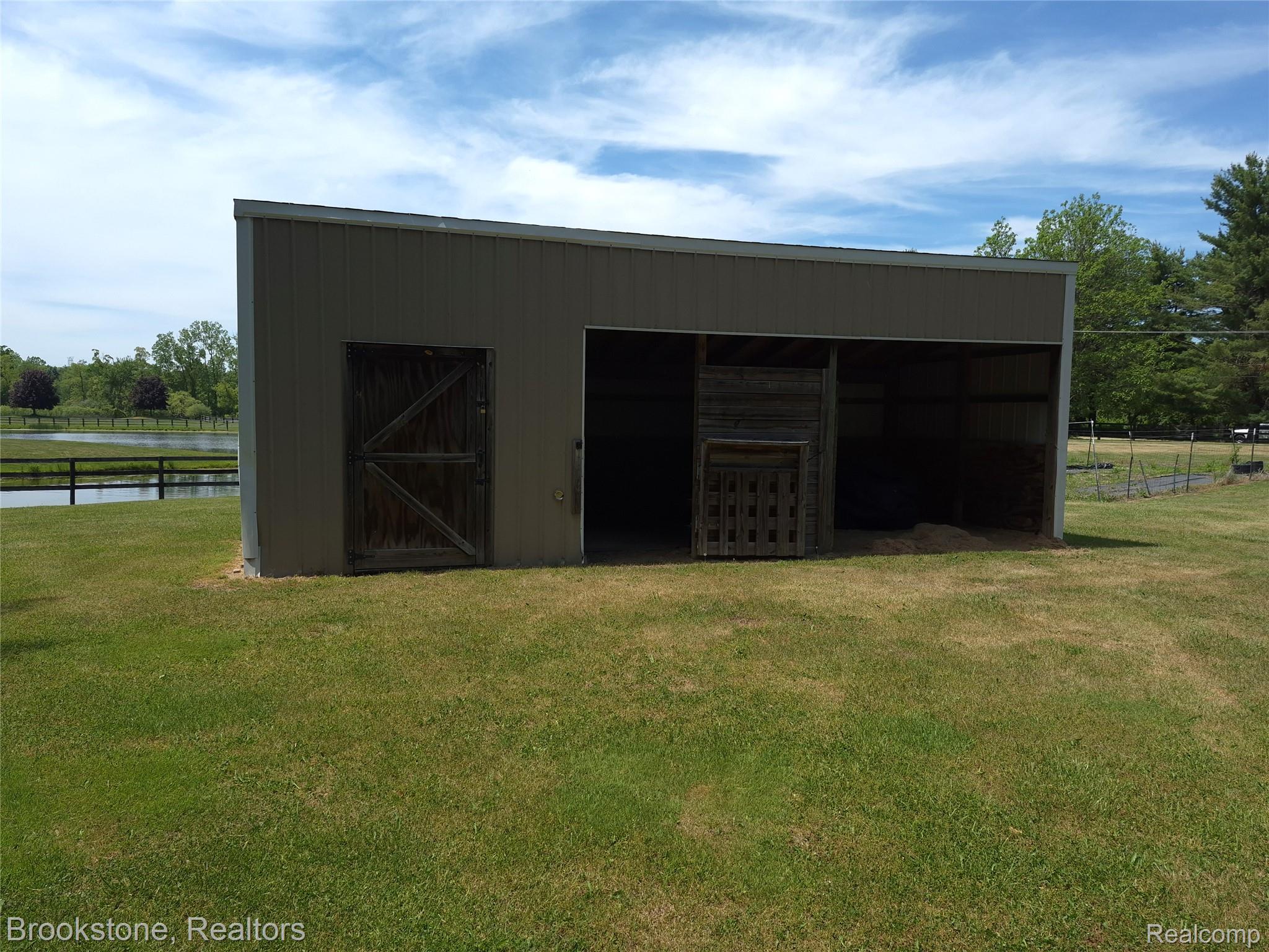 5910 Spring Valley Lane Property Photo 16