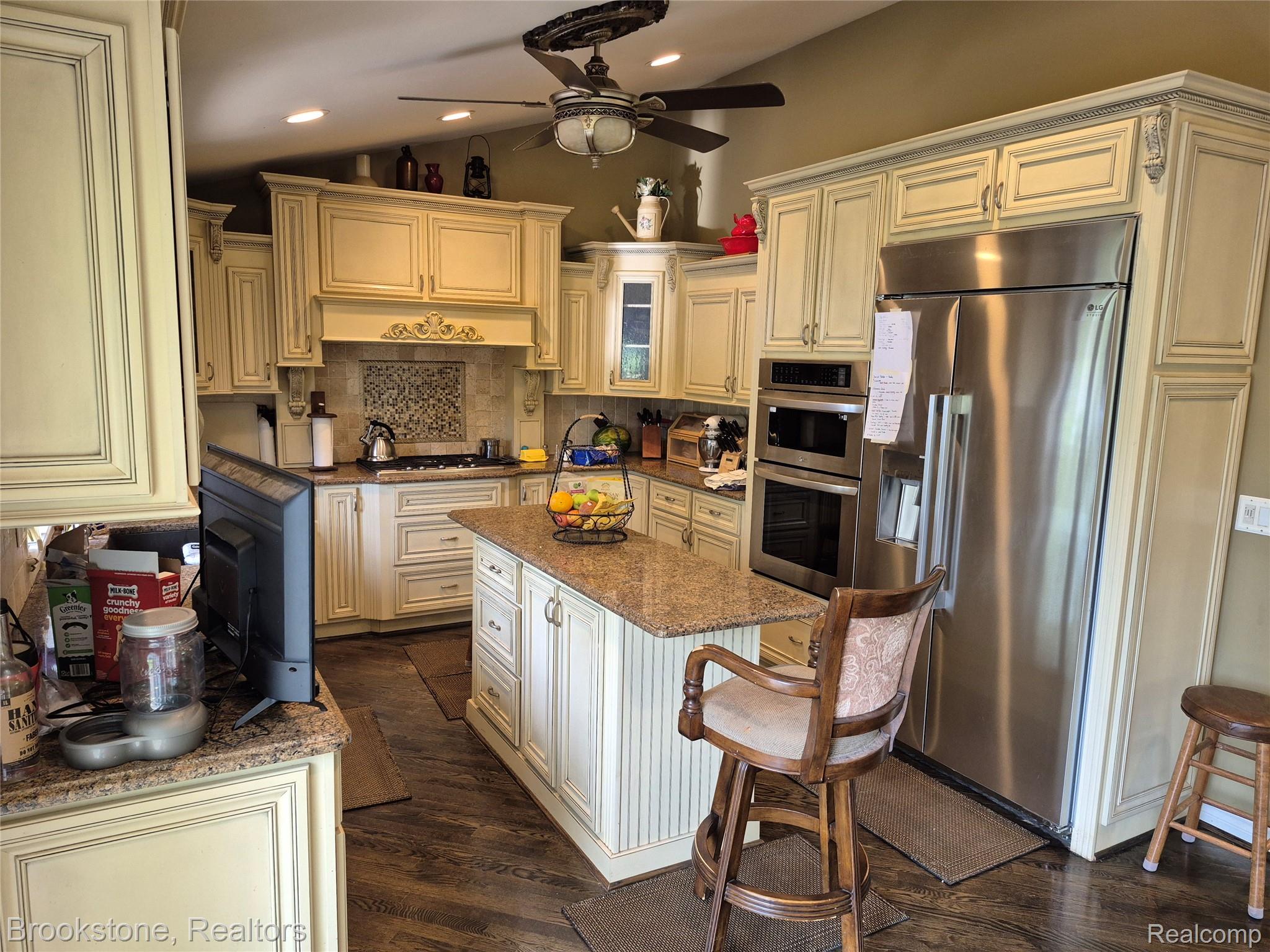 5910 Spring Valley Lane Property Photo 22