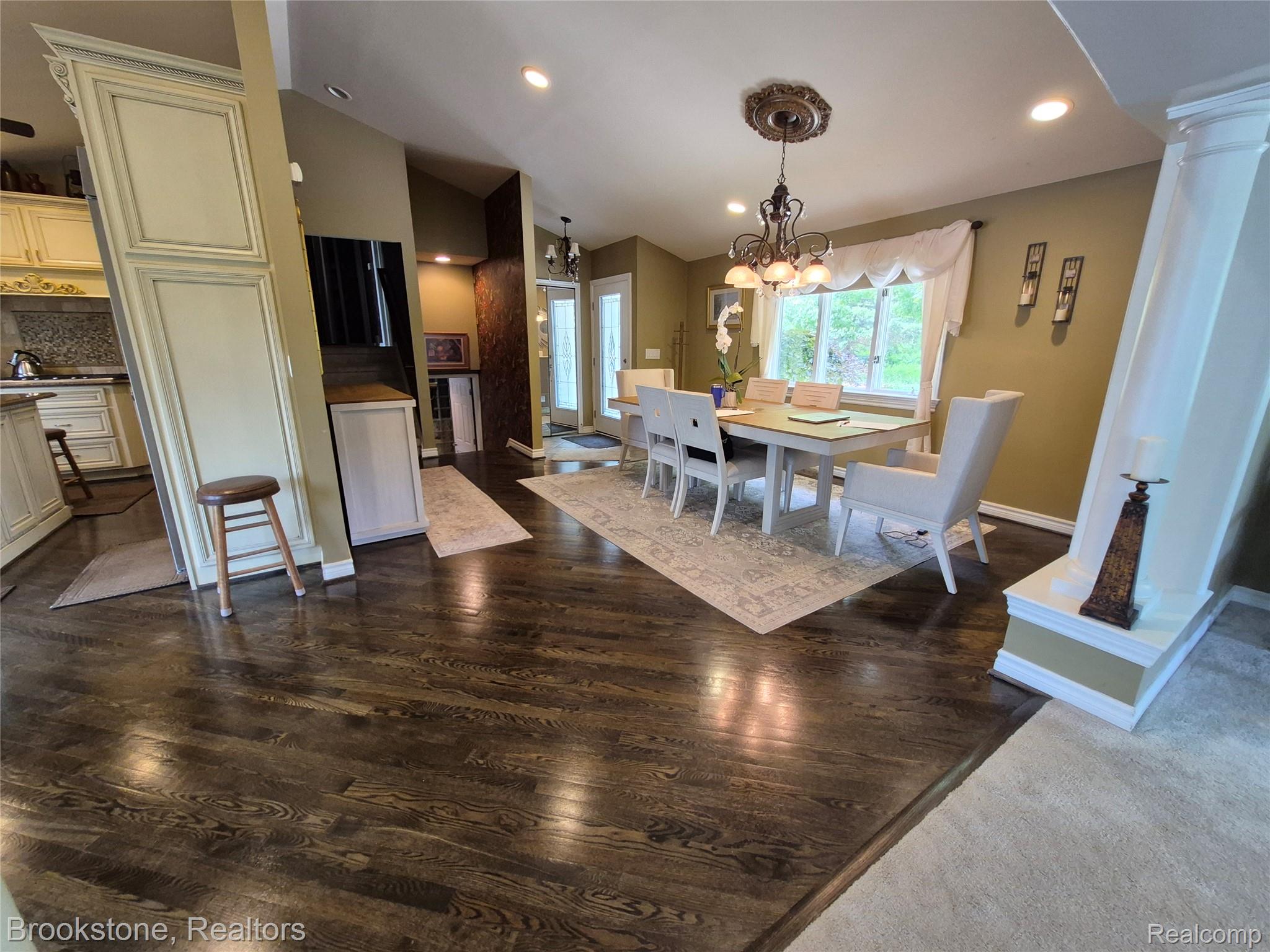 5910 Spring Valley Lane Property Photo 25