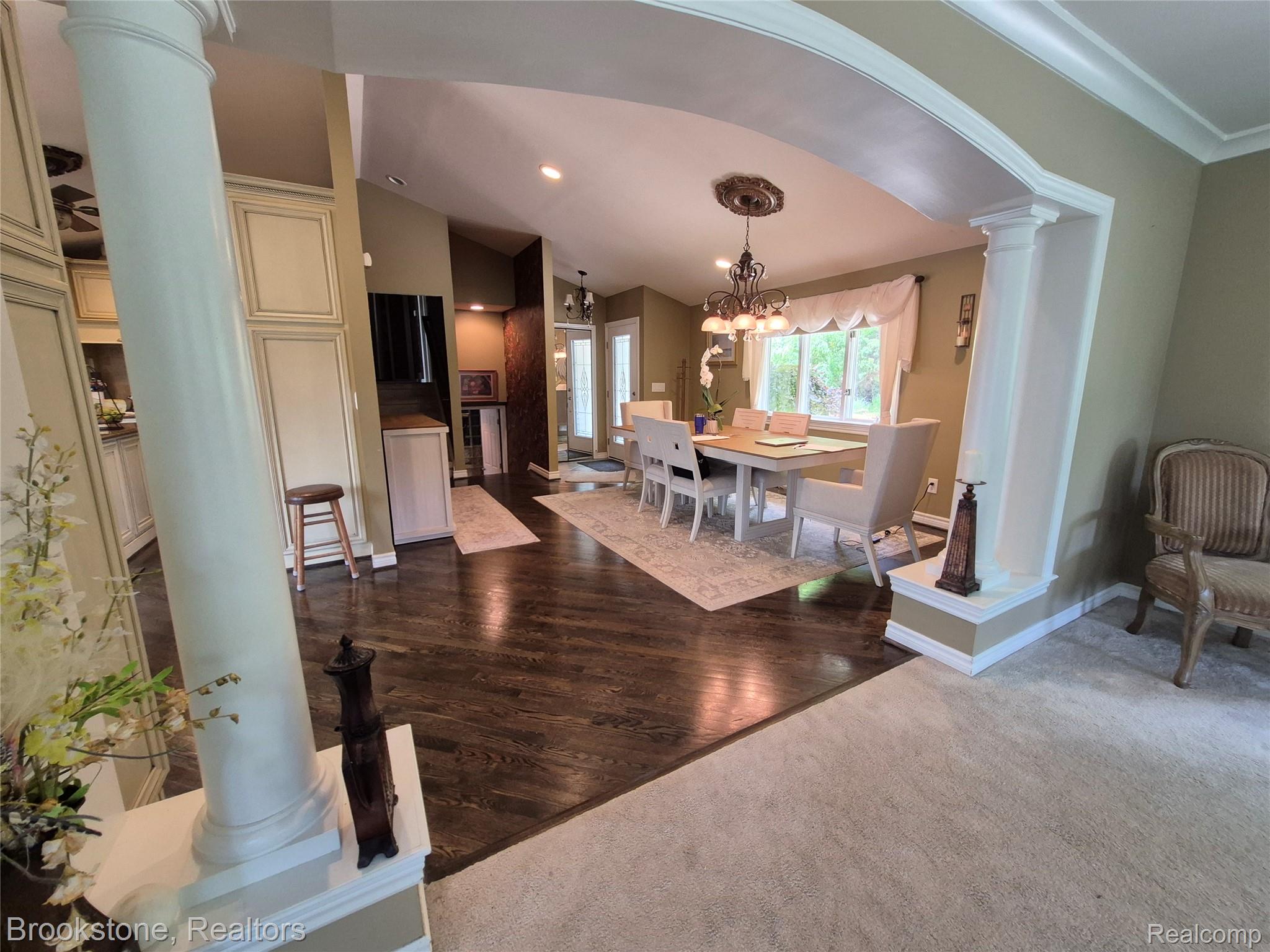 5910 Spring Valley Lane Property Photo 27