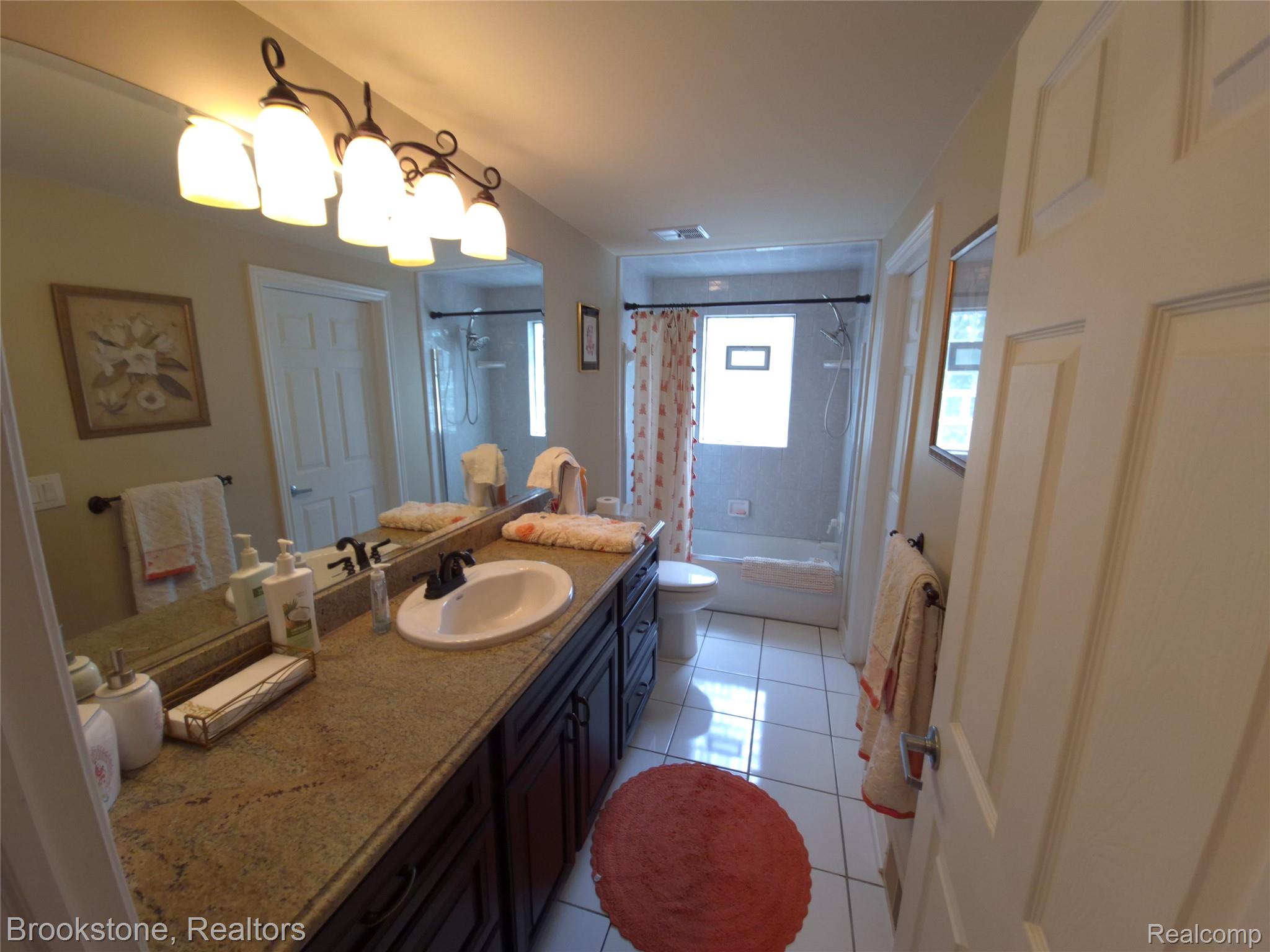 5910 Spring Valley Lane Property Photo 45