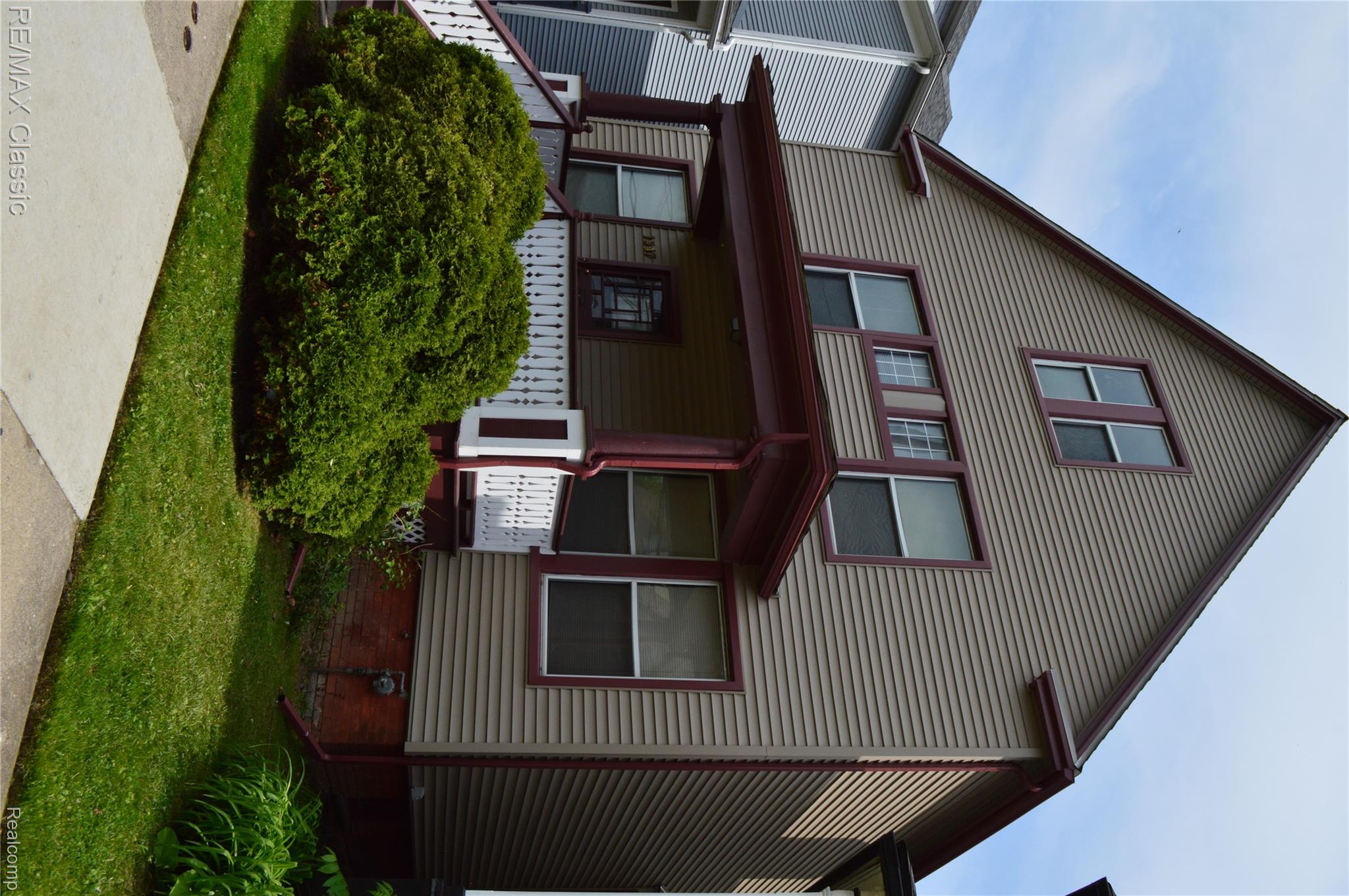 1547 Merrick Street Property Photo 2
