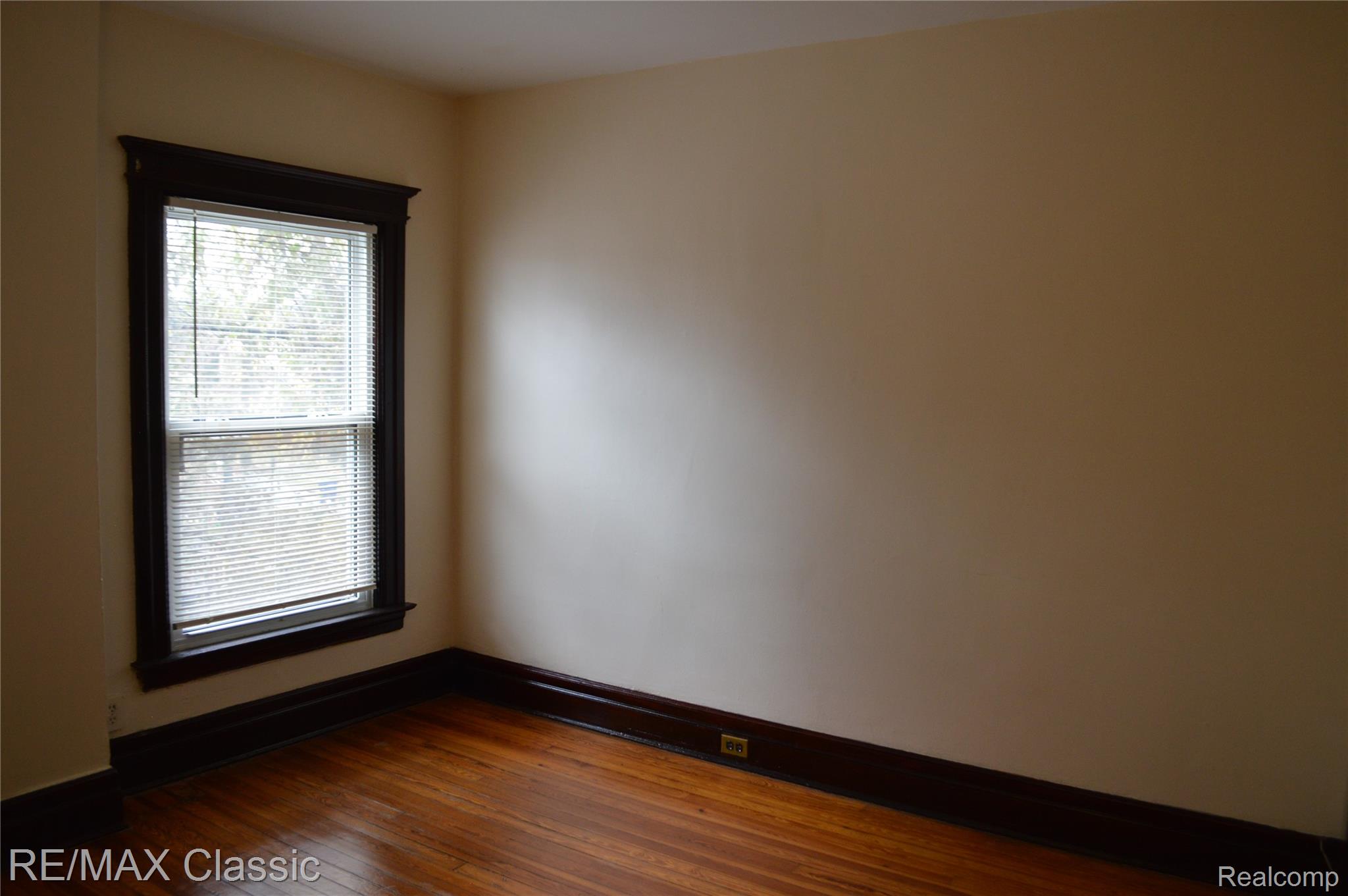 1547 Merrick Street Property Photo 16