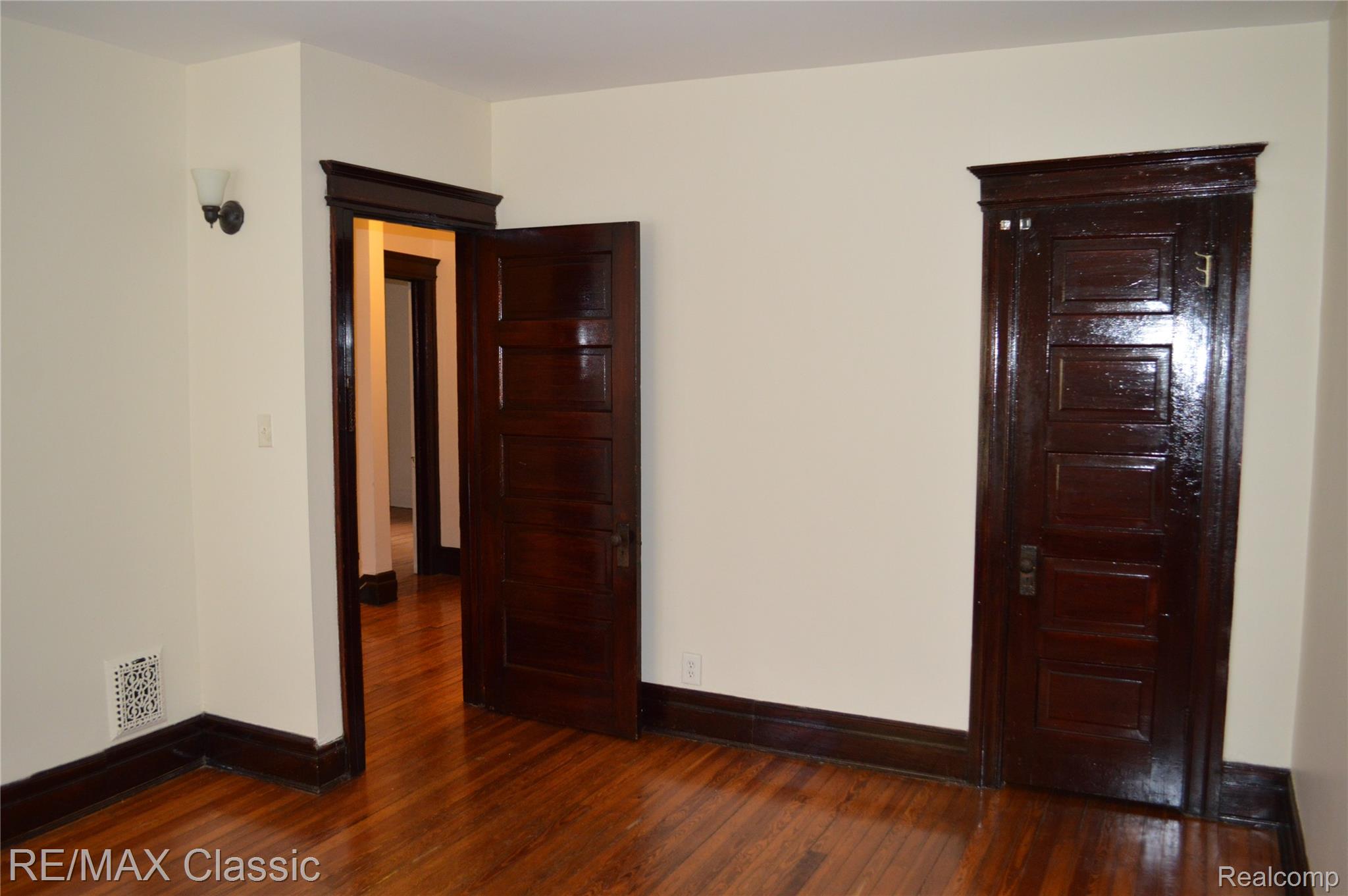 1547 Merrick Street Property Photo 19