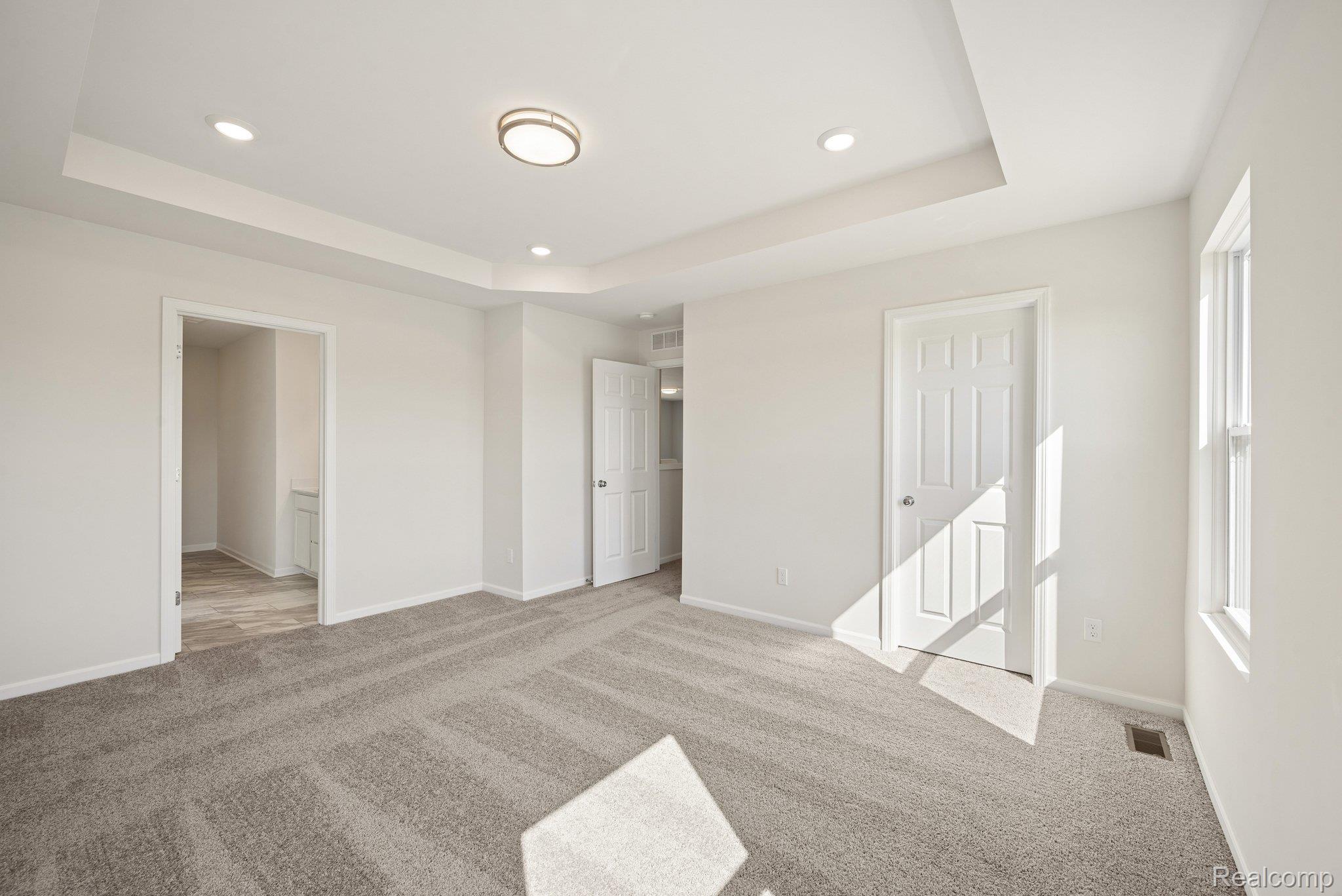 412 Hidden River W Property Photo 15