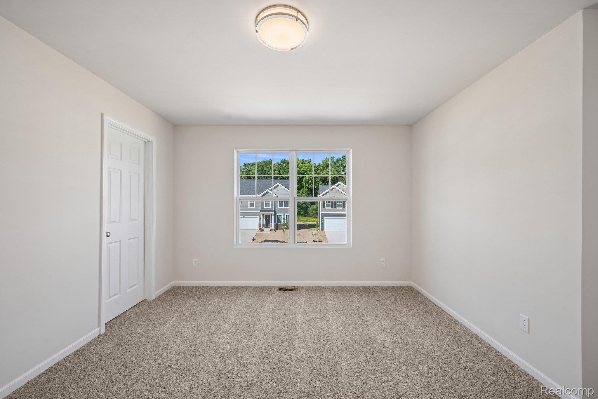 412 Hidden River W Property Photo 24