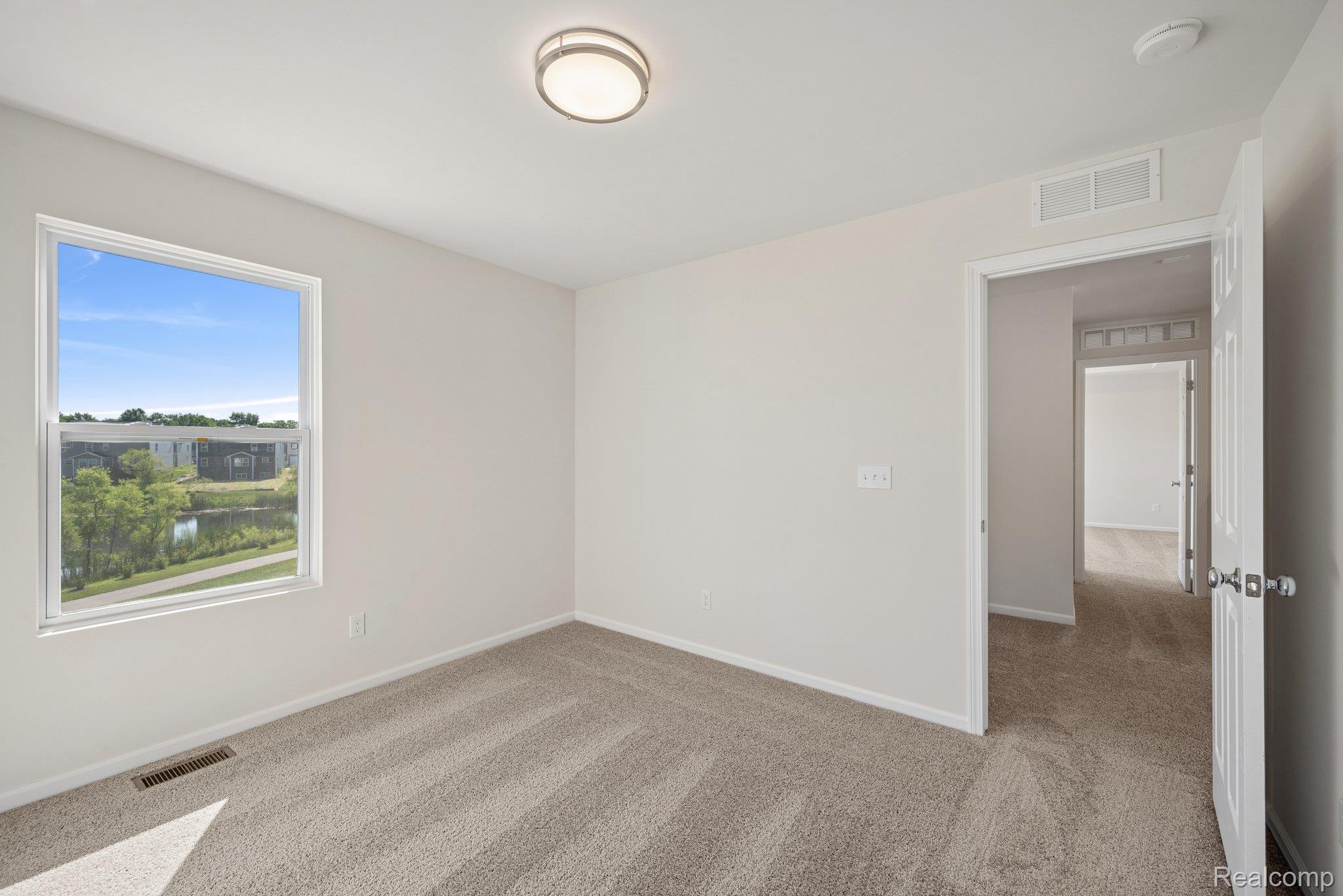 412 Hidden River W Property Photo 27